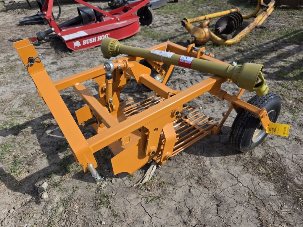 Landhonor 3Pt Potato Harvester (A66408)