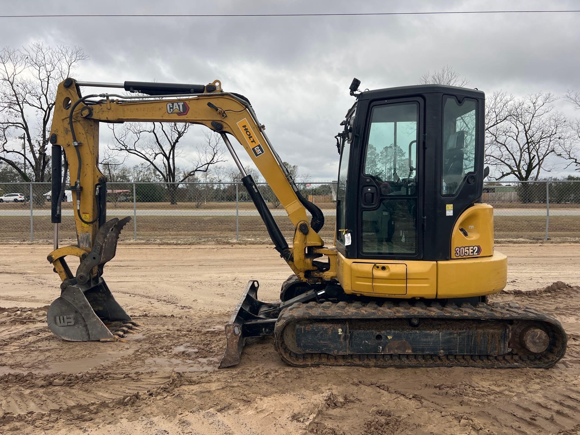 2021 CATERPILLAR 305E2 CR EXCAVATOR (A52709)