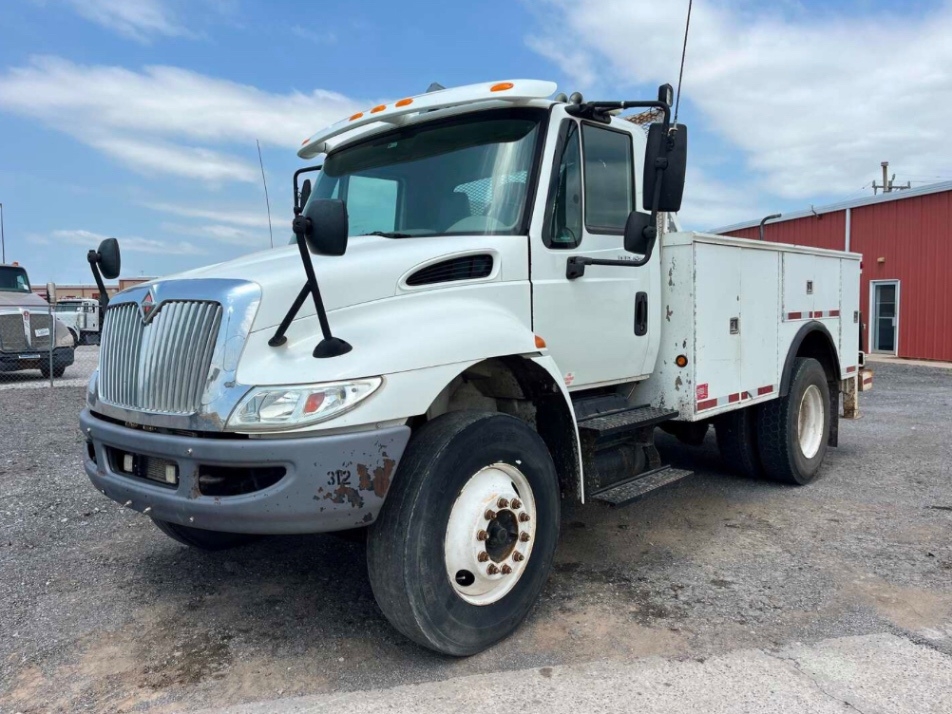 2008 INTERNATIONAL DURASTAR 4300 SERVICE TRUCK (A50854)