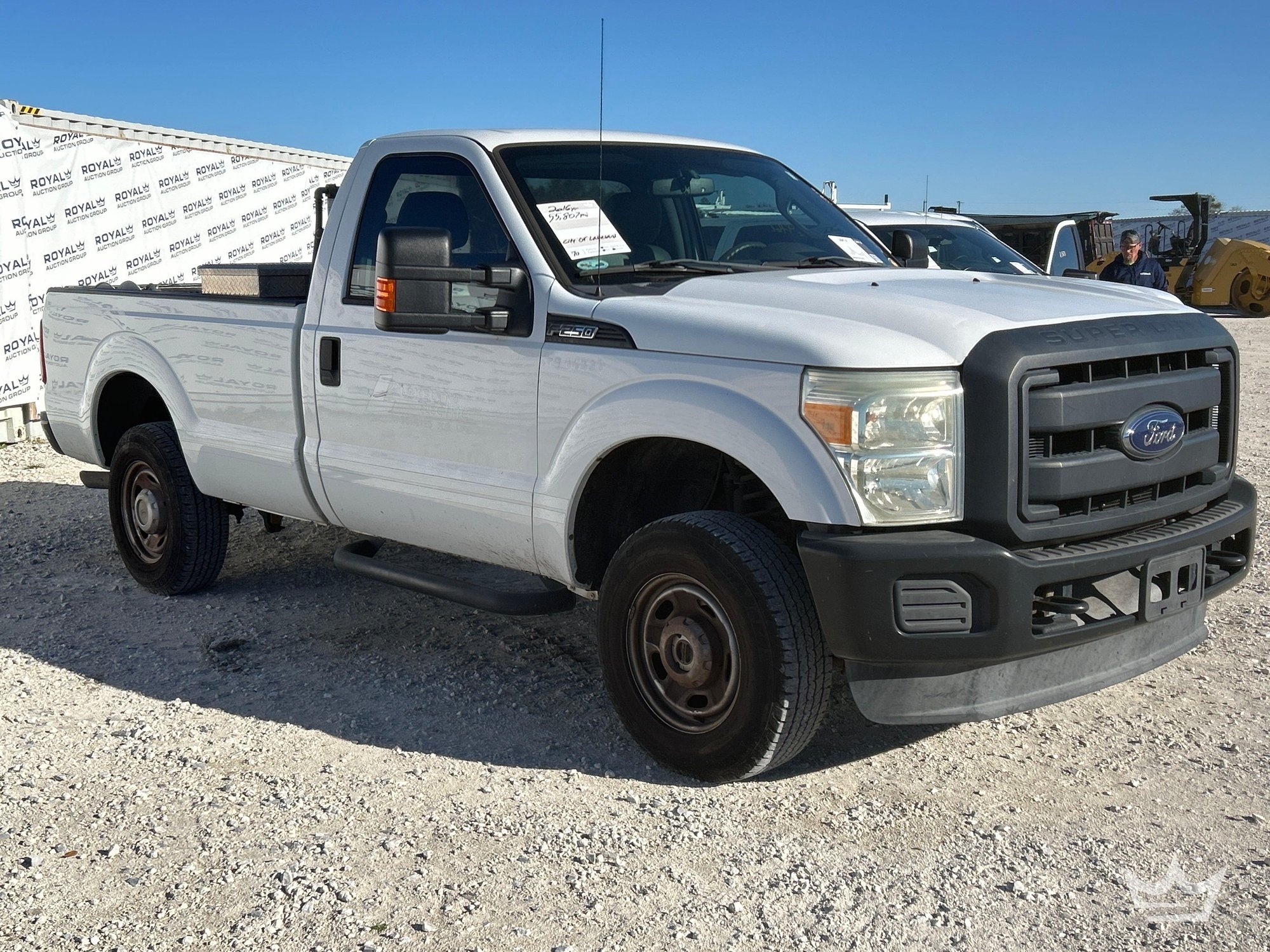 2016 Ford F-250 4x4 Pickup Truck (A61573)