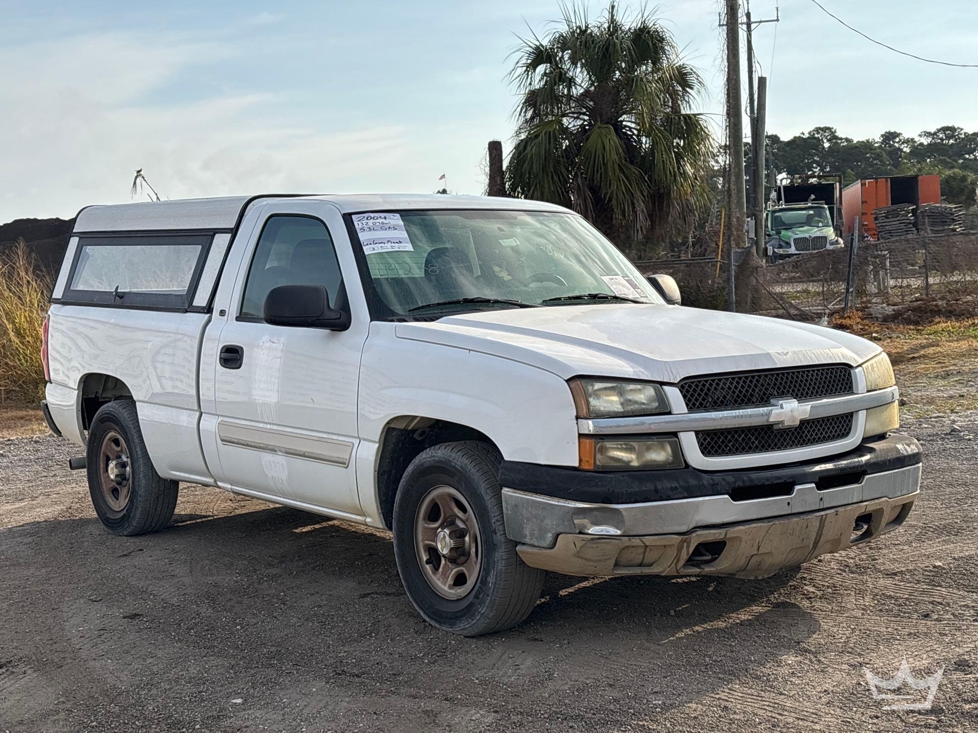 2004 Chevrolet Silverado 1500 Pickup Truck (A61573)