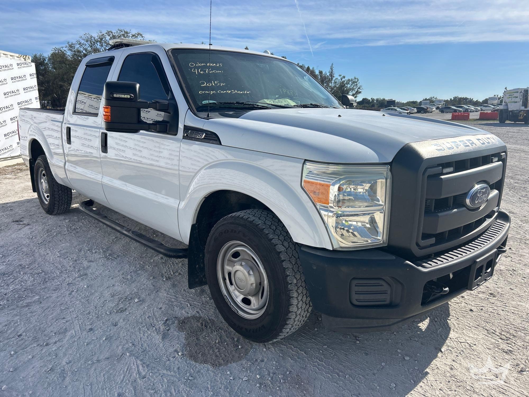 2015 Ford F-250 Crew Cab Pickup Truck (A59230)