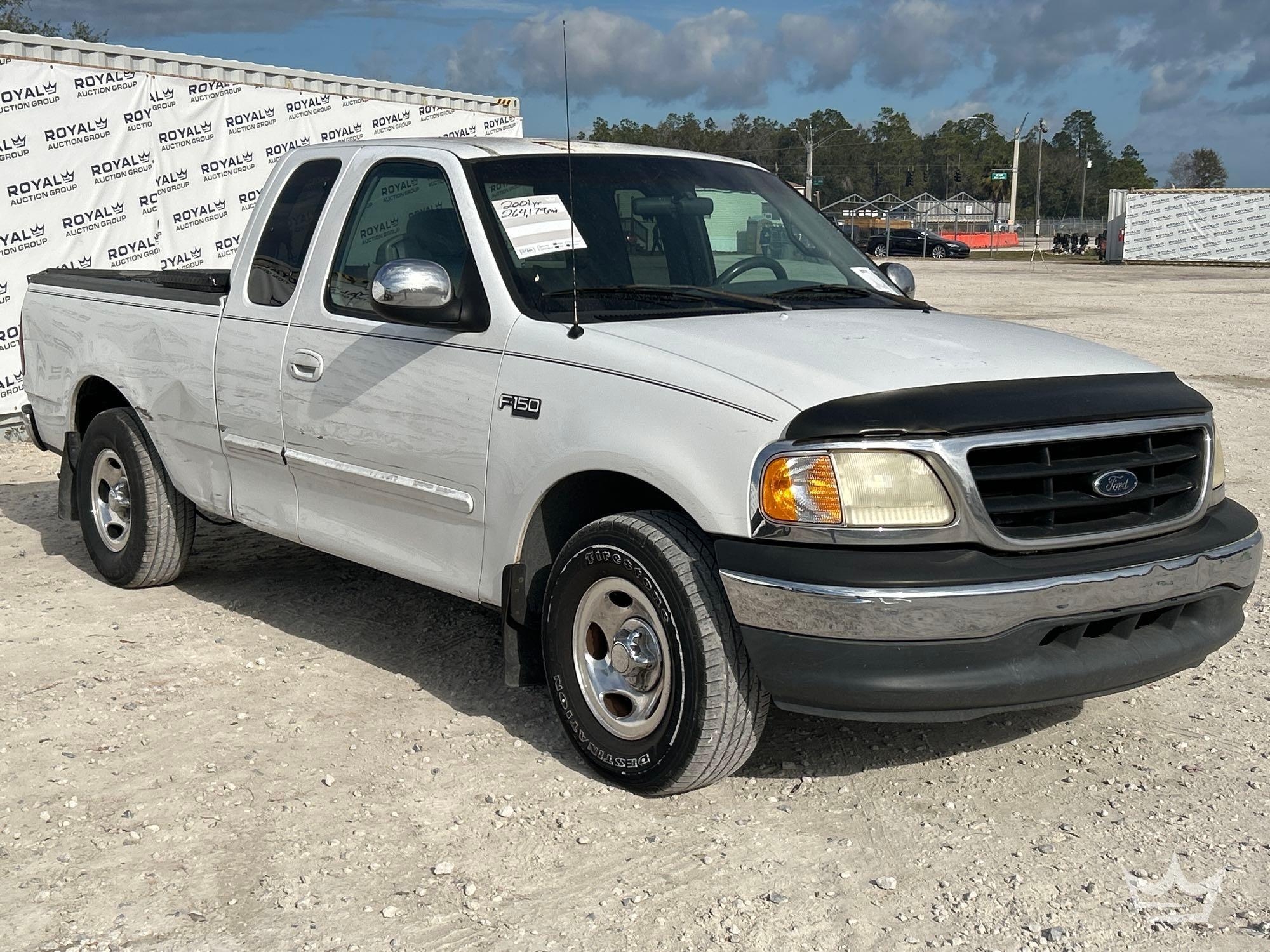 2001 Ford F-150 Ext. Cab Pickup Truck (A61568)