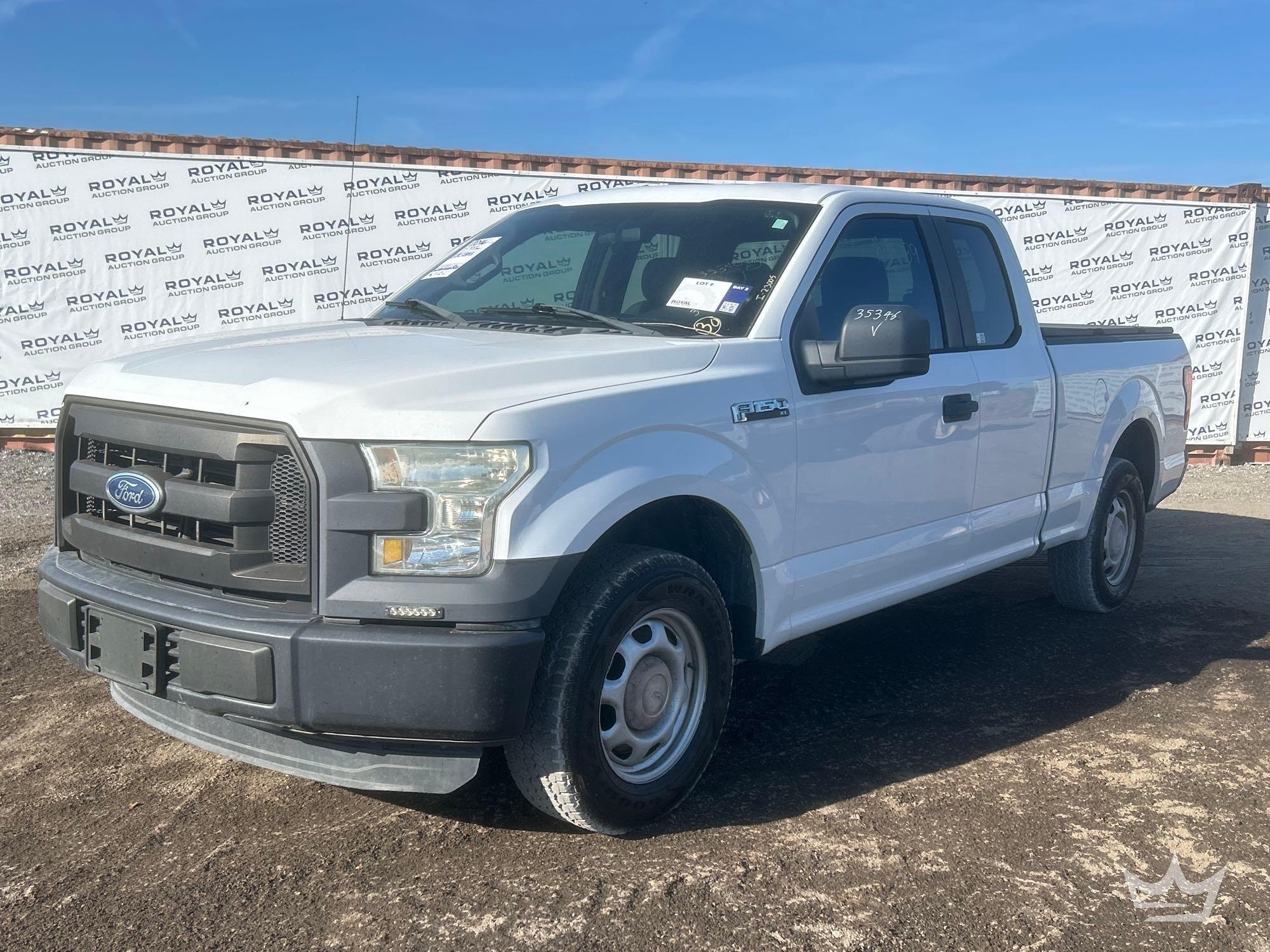 2016 Ford F-150 Ext. Cab Pickup Truck (A61573)