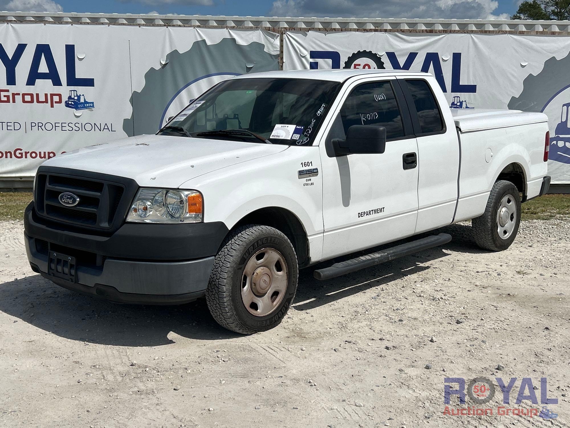 2005 Ford F-150 Pickup Truck (A54814)