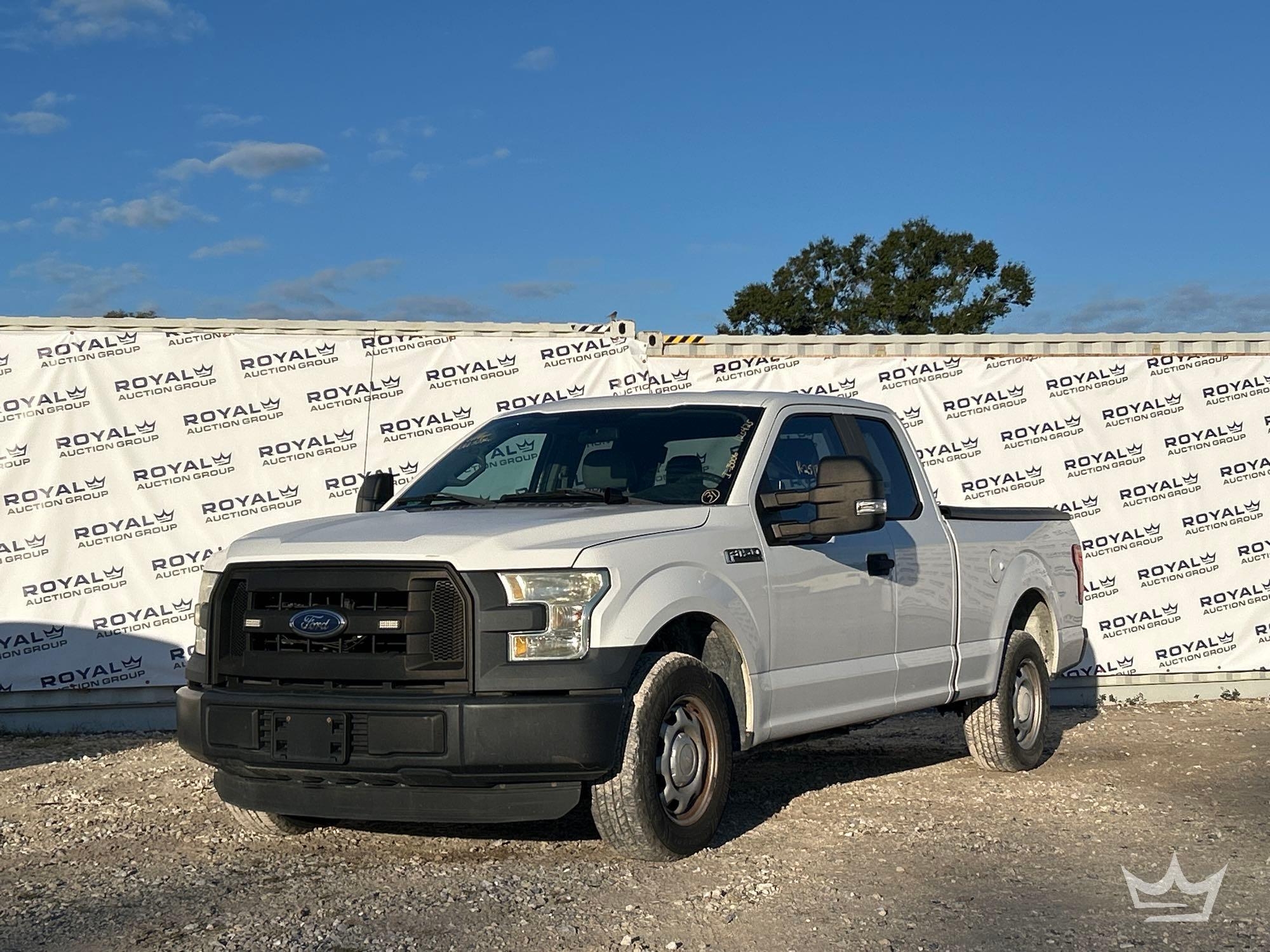 2016 Ford F-150 Ext. Cab Pickup Truck (A59230)