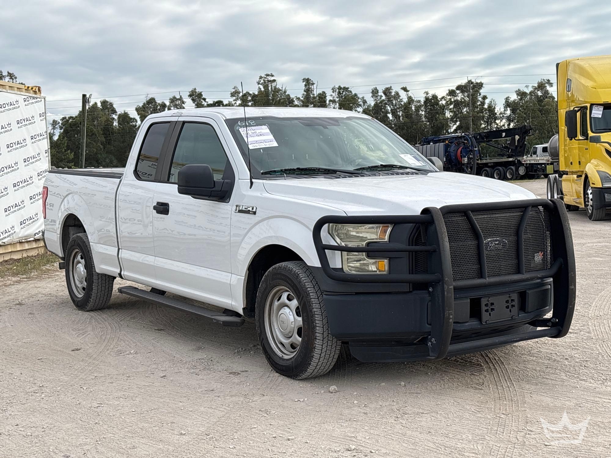 2016 Ford F-150 Ext. Cab Pickup Truck (A61568)