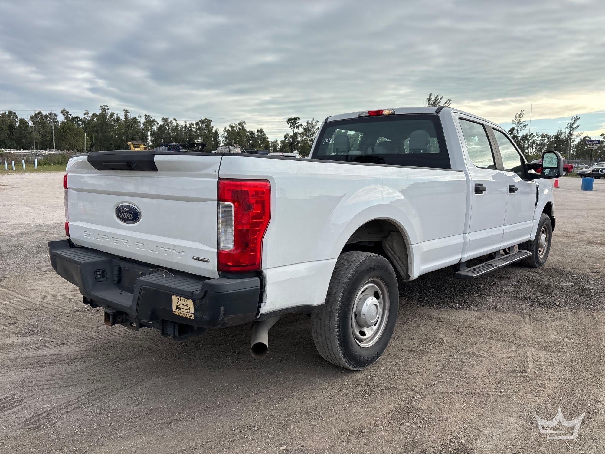 2017 Ford F-250 Crew Cab Pickup Truck (A61568)