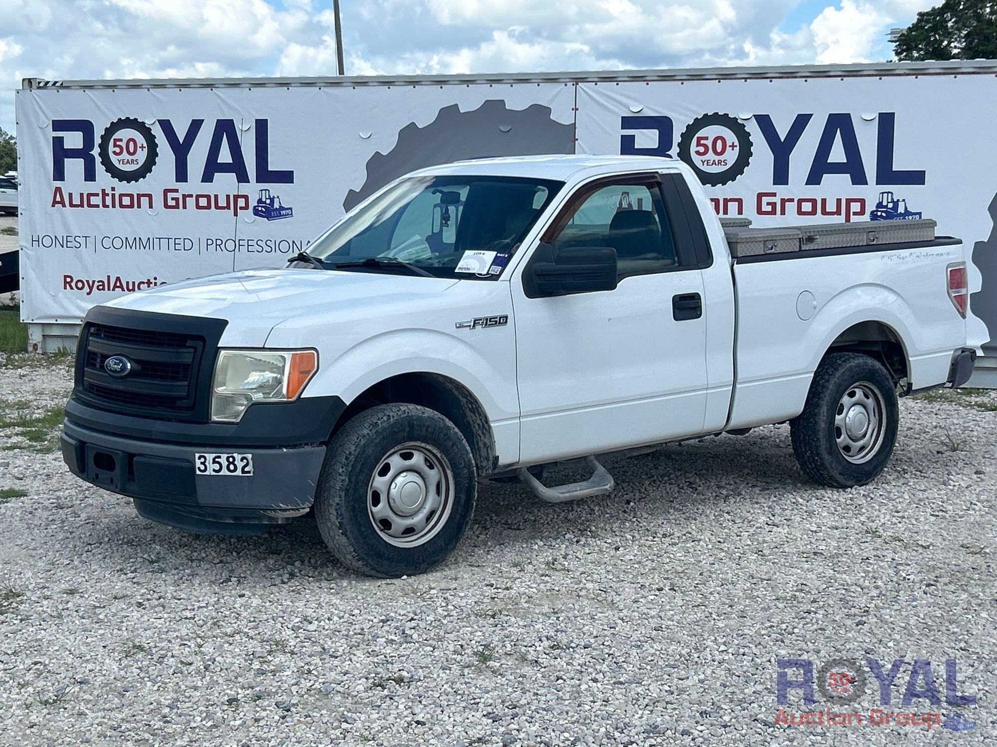 2014 Ford F-150 Pickup Truck (A48081)