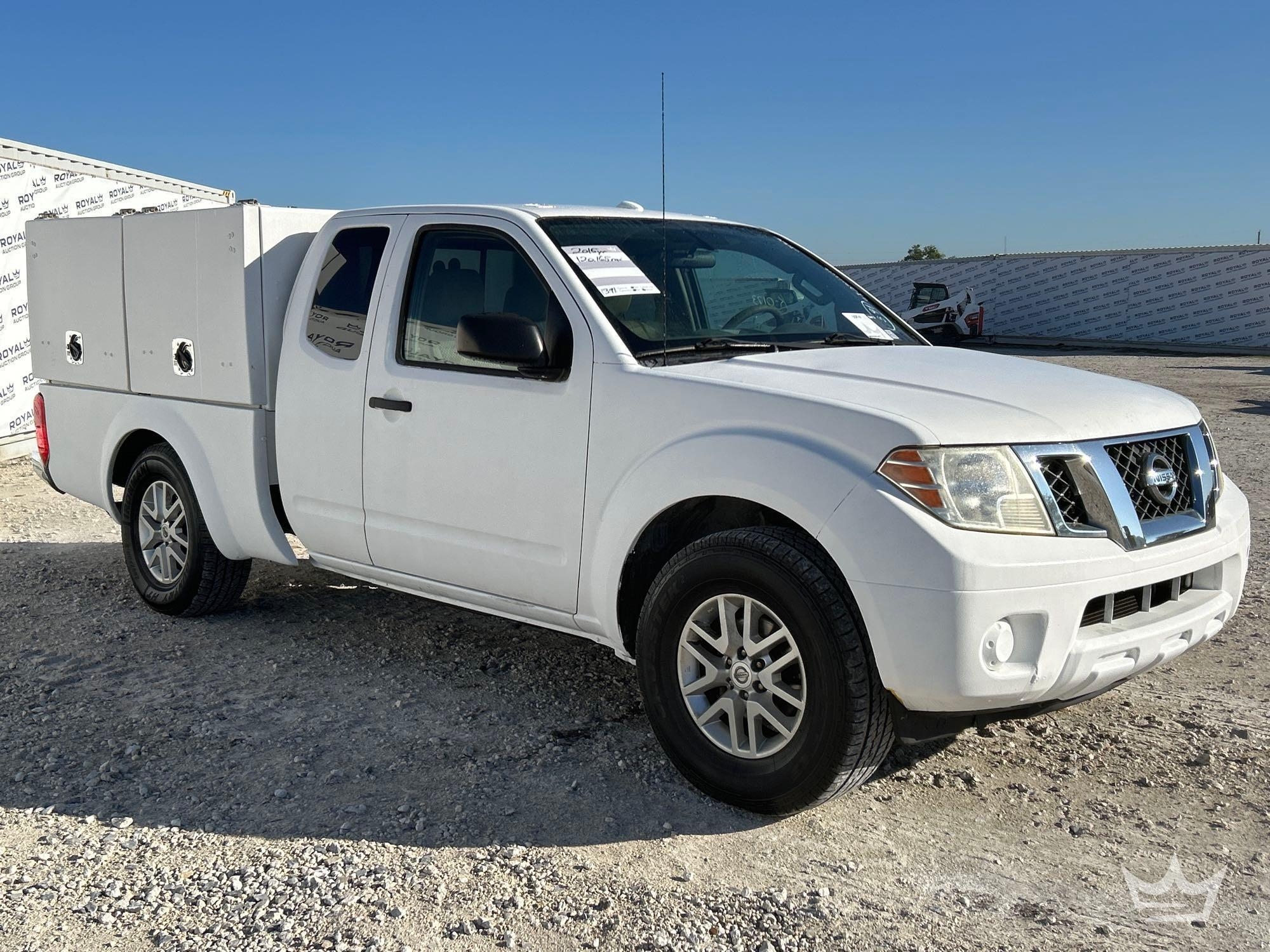 2015 Nissan Frontier Ext. Cab Pickup Truck (A64556)