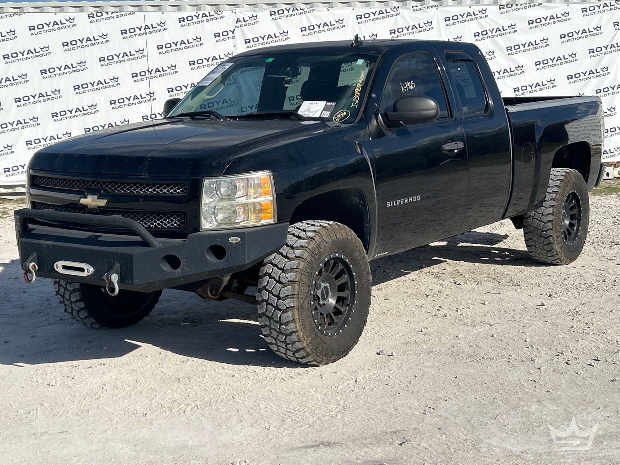 2013 Chevrolet Silverado 1500 Crew Cab Pickup Truck (A59230)