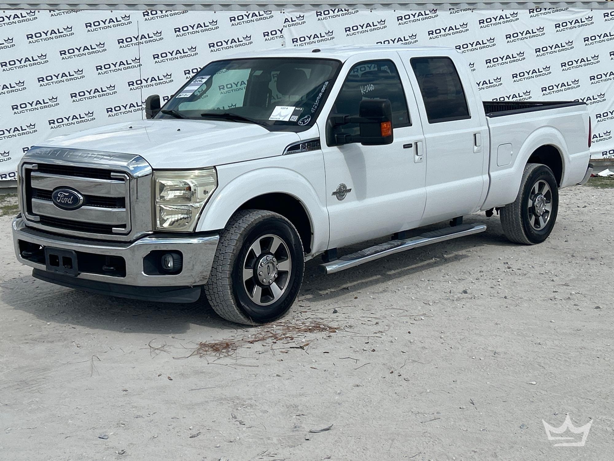 2019 Ford F-250 Crew Cab Pickup Truck (A64556)