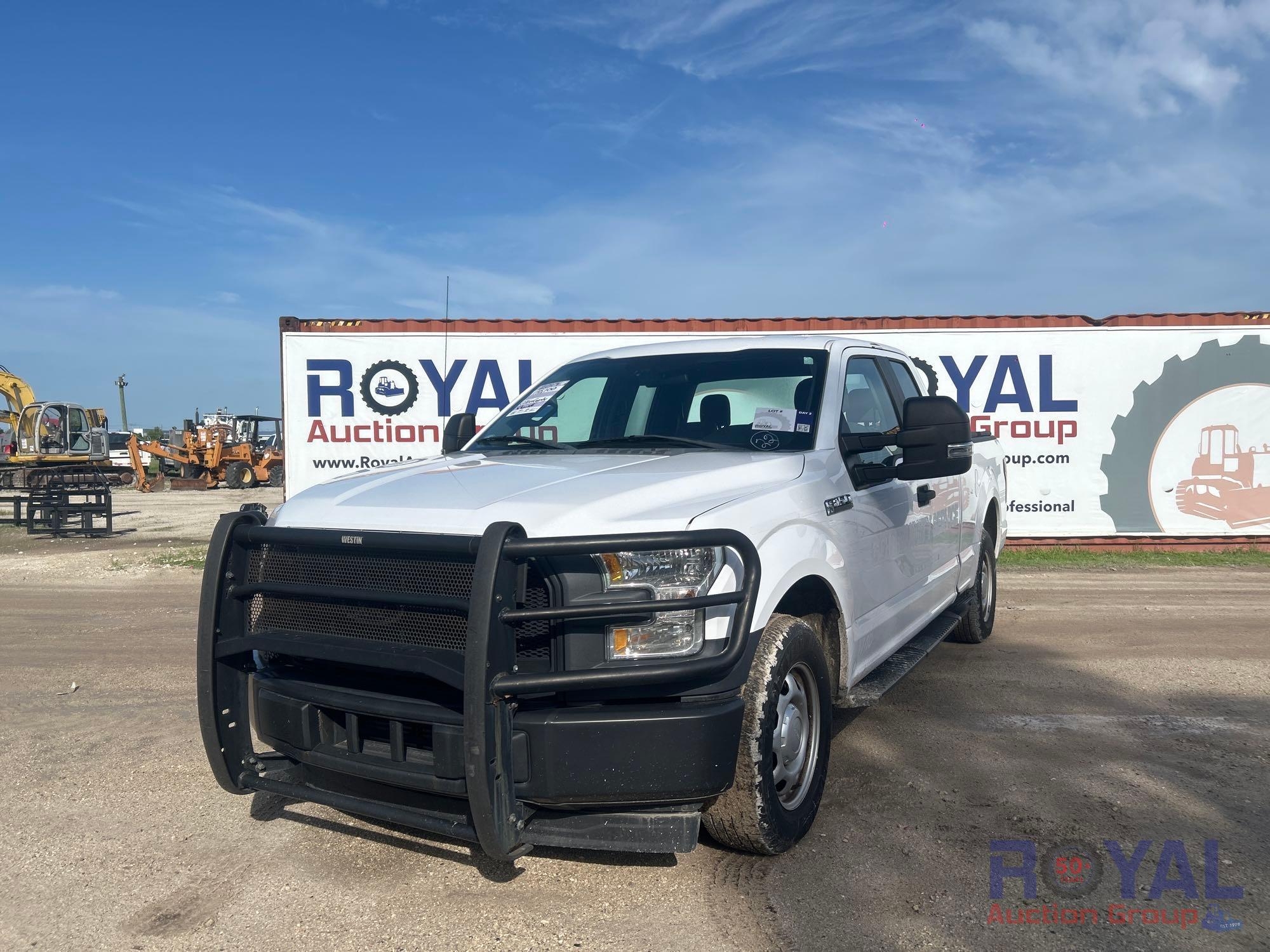 2017 Ford F-150 Ext. Cab Pickup Truck (A50323)