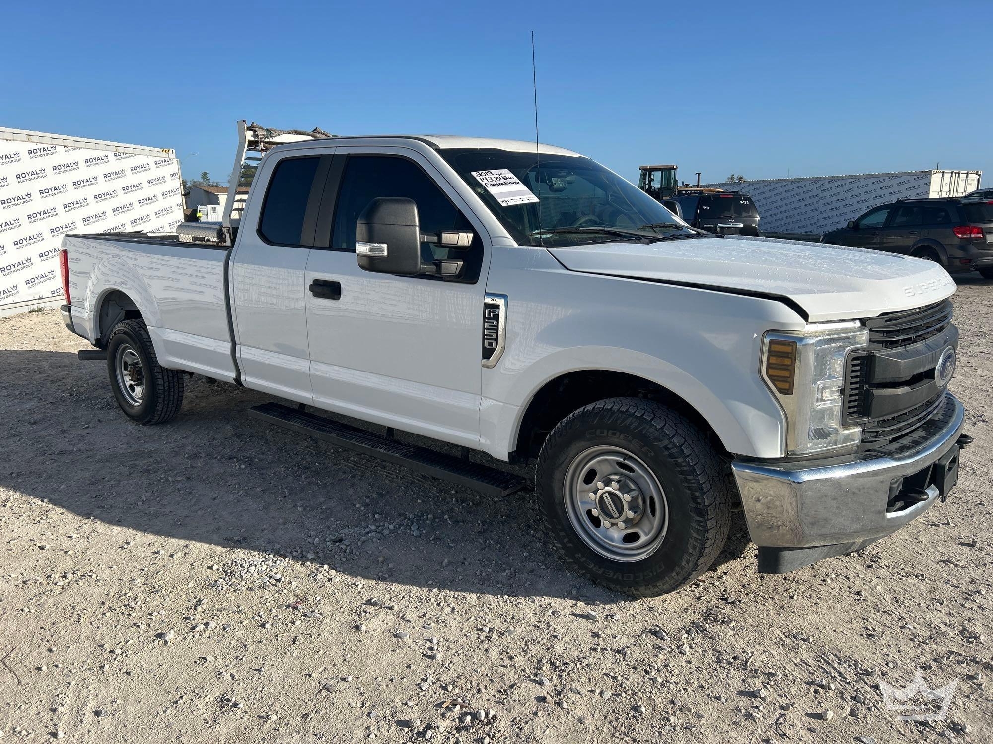 2019 Ford F-250 Ext. Cab Pickup Truck (A61573)