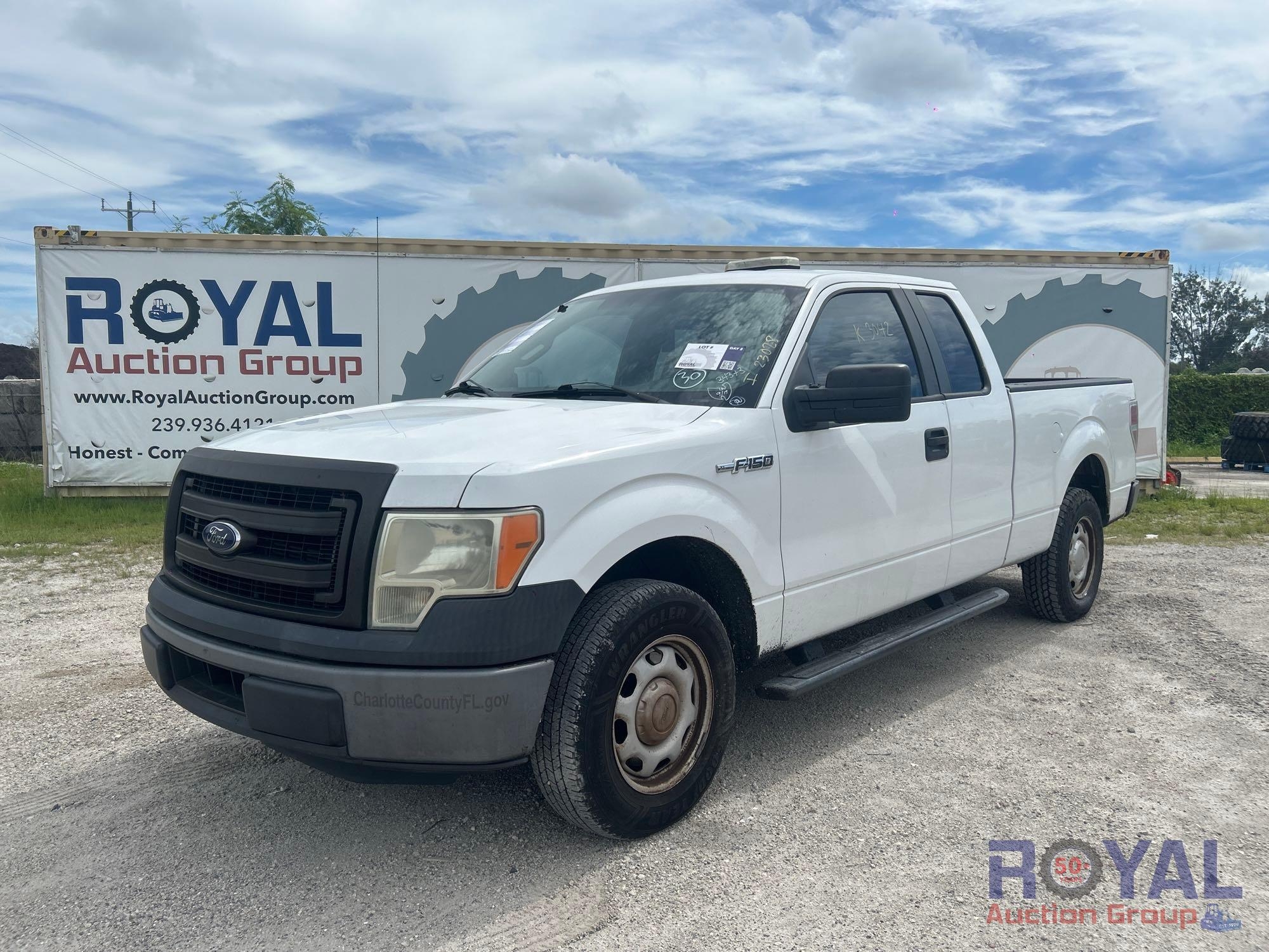 2014 Ford F-150 Ext. Cab Pickup Truck (A53422)