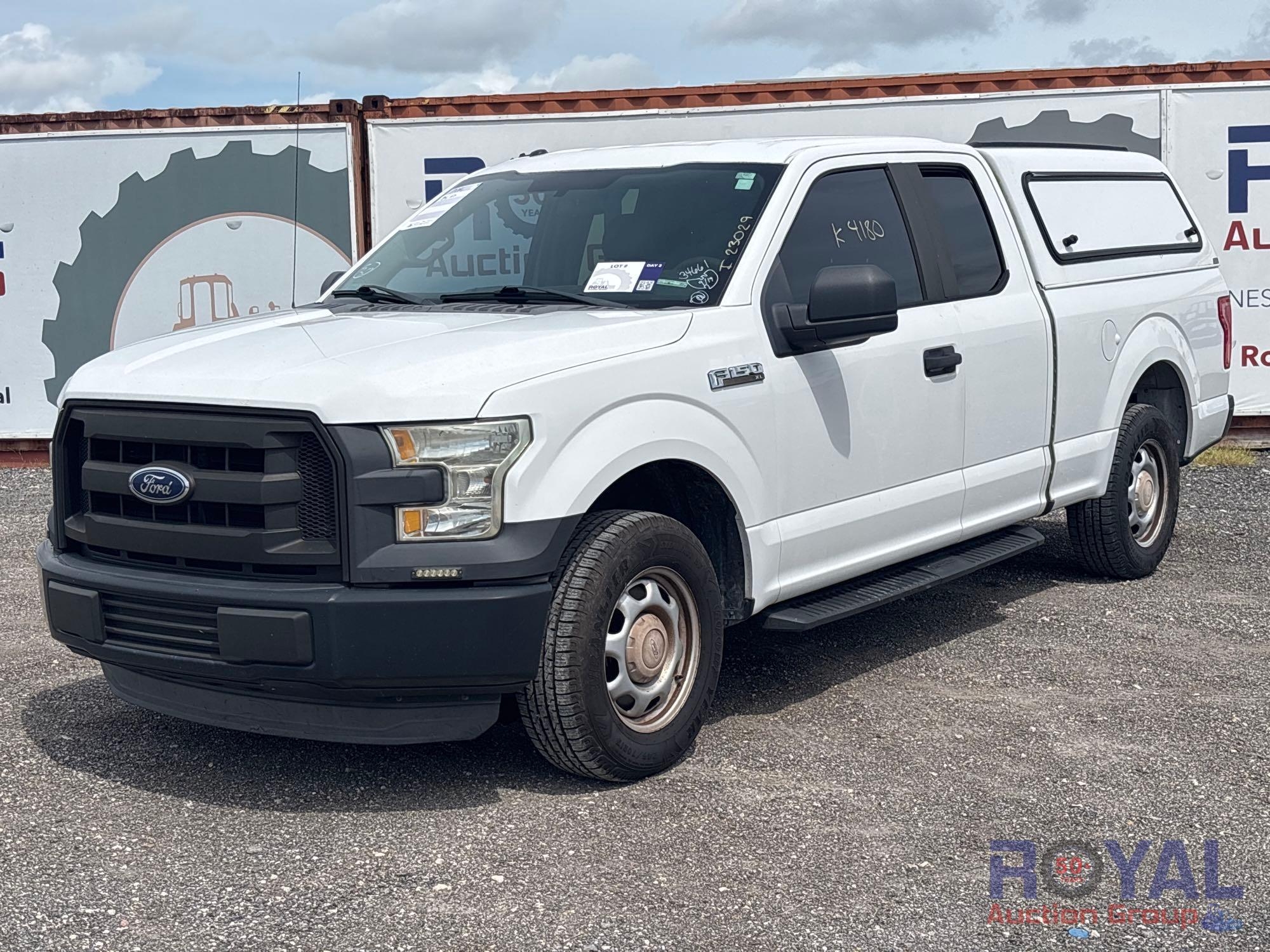 2015 Ford F-150 Ext. Cab Pickup Truck (A53422)