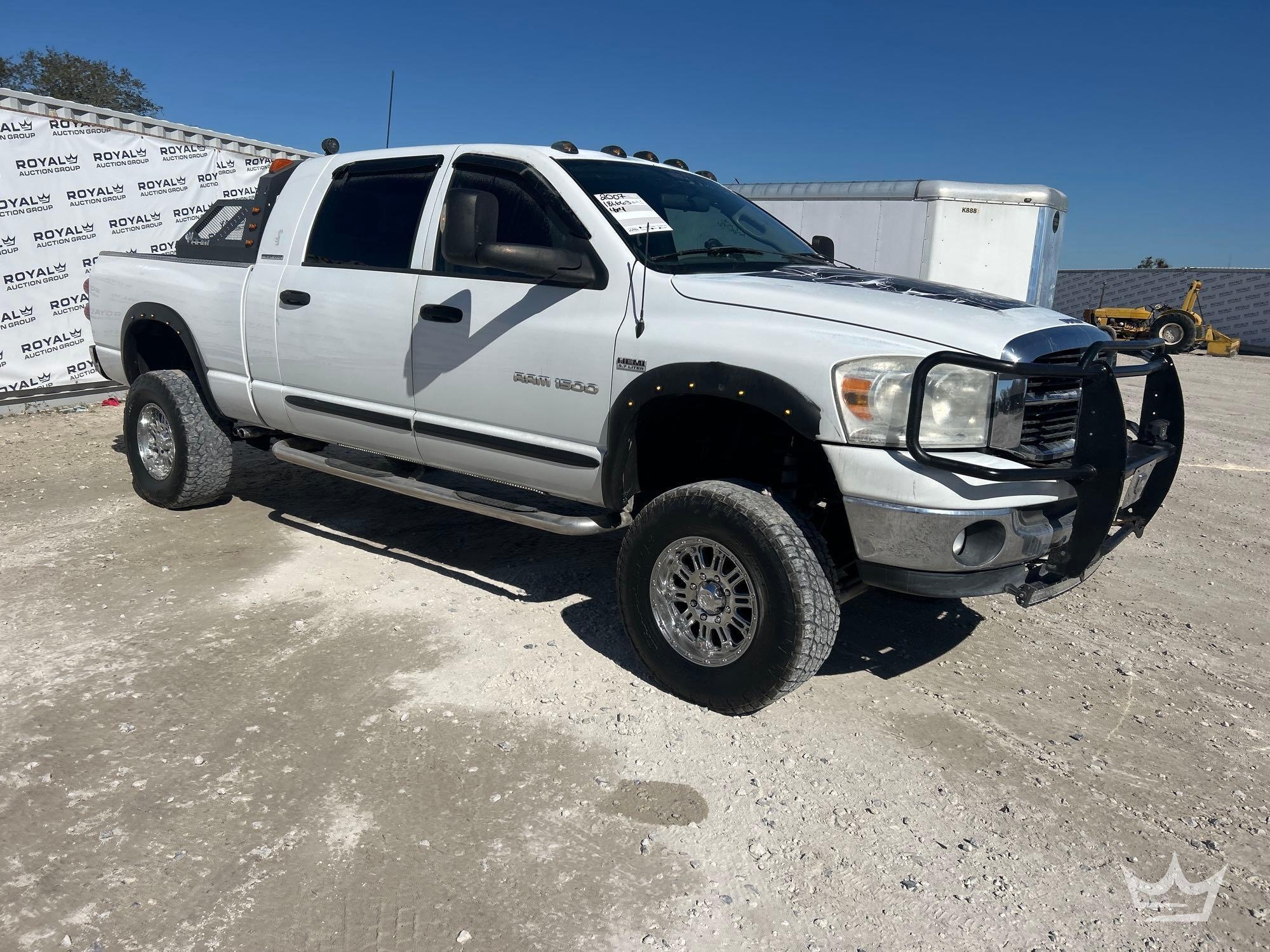 2007 Dodge Ram 1500 4x4 Crew Cab Pickup Truck (A64556)