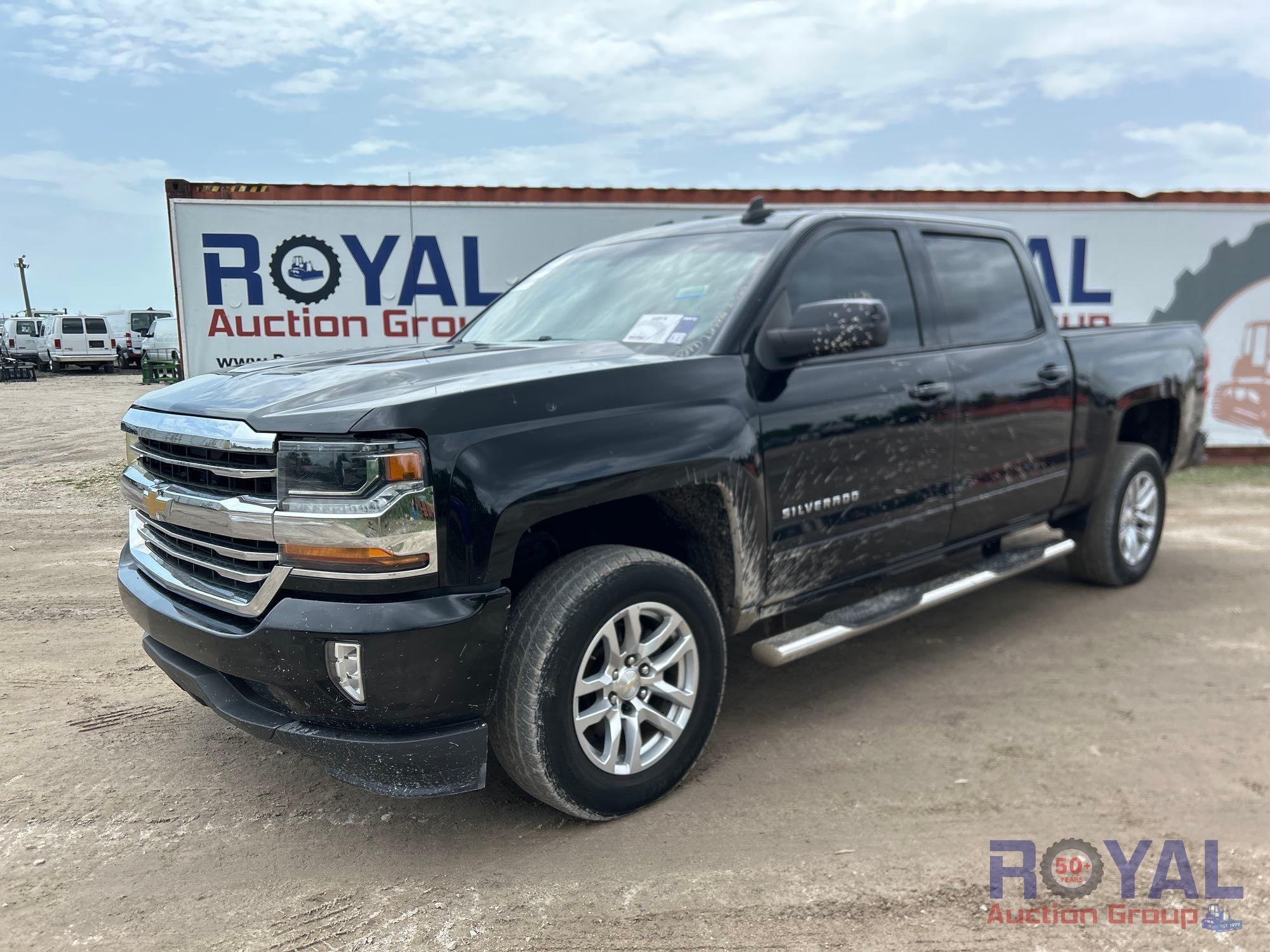 2017 Chevrolet Silverado 1500 Crew Cab Pickup Truck (A46684)