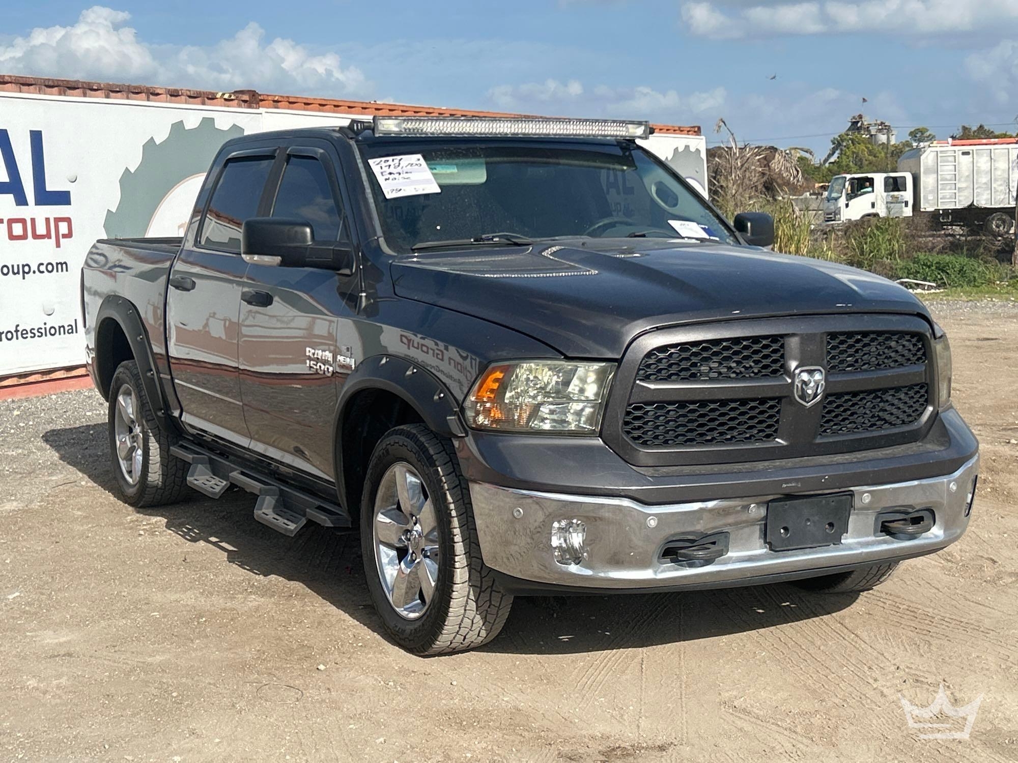 2014 Ram 1500 4x4 Crew Cab Pickup Truck (A59230)