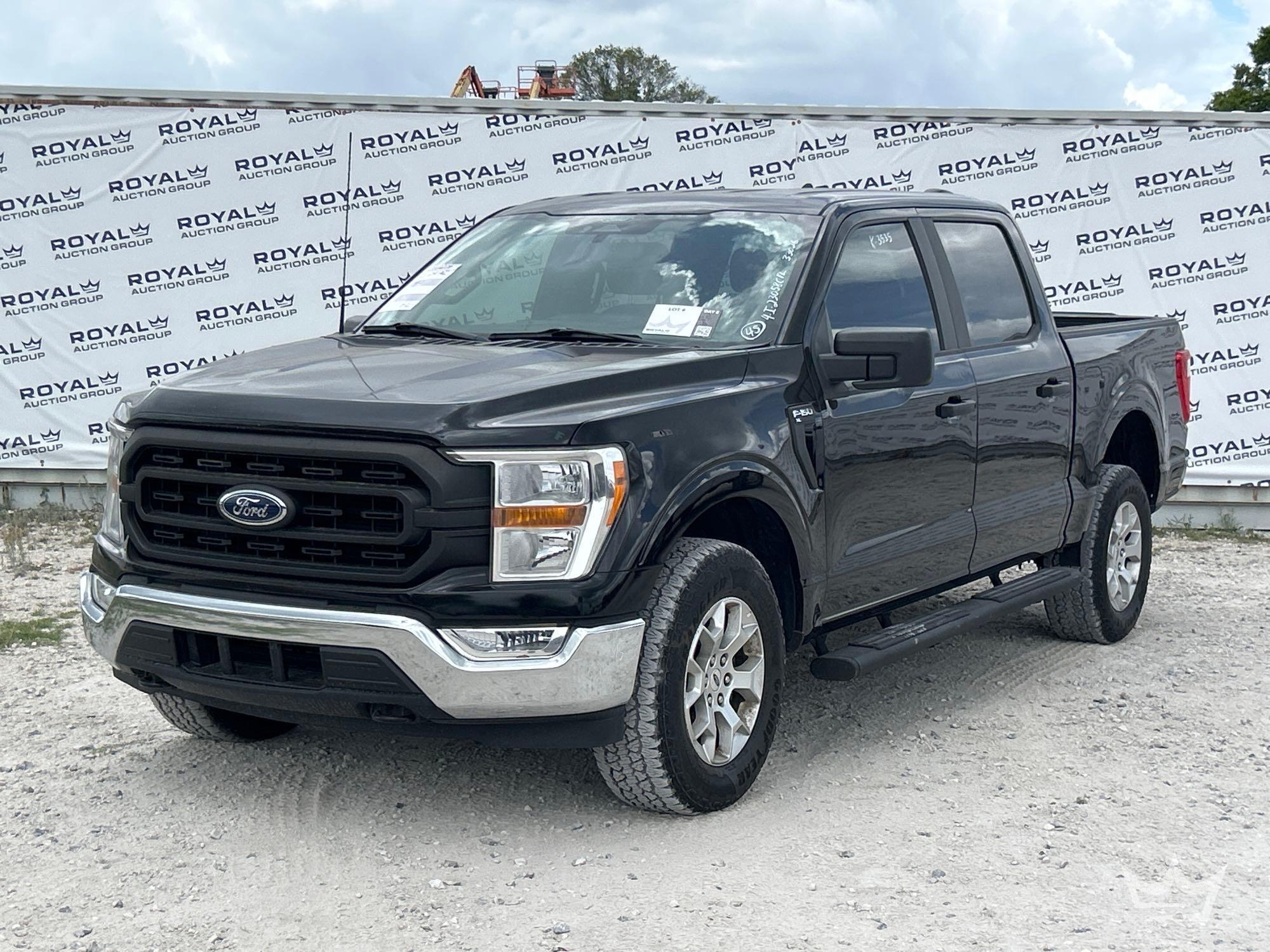 2022 Ford F-150 4x4 Crew Cab Pickup Truck (A64556)