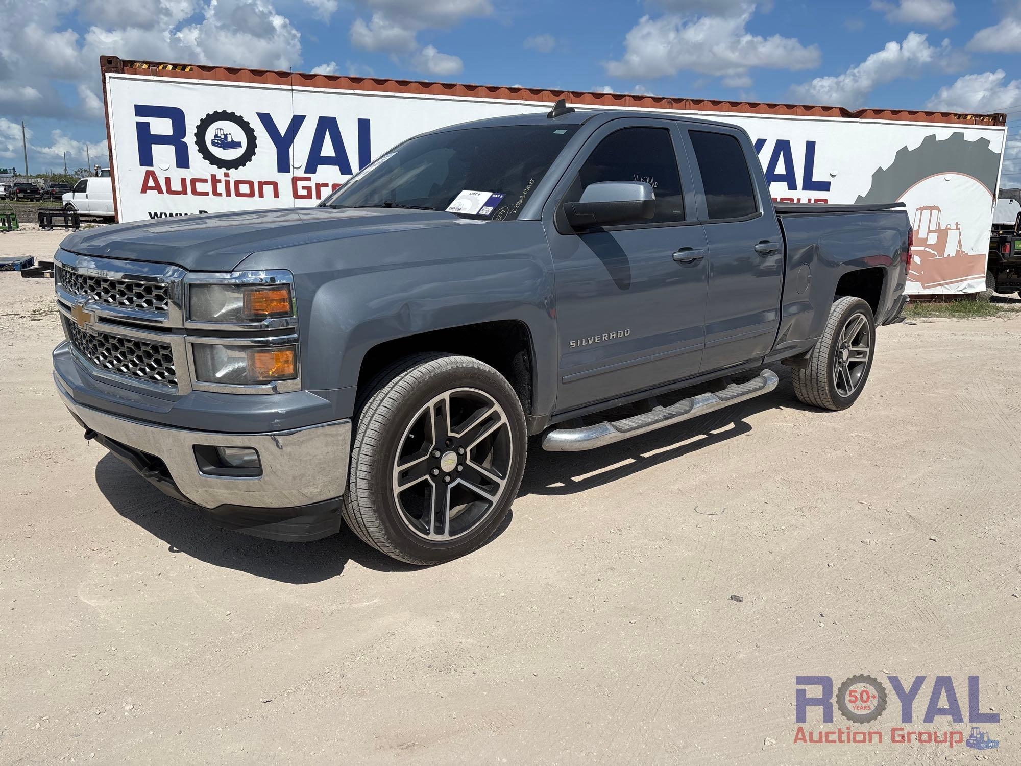 2015 Chevrolet Silverado 1500 4x4 Crew Cab Pickup Truck (A46684)