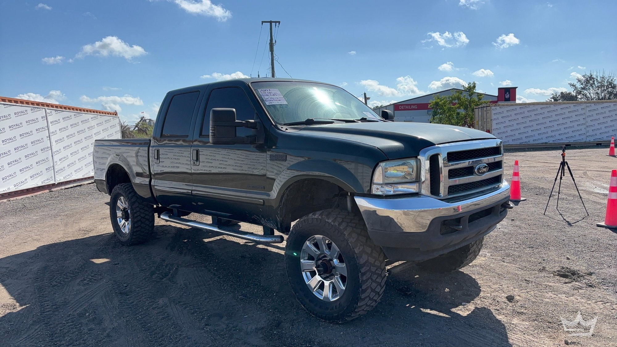 2002 Ford F-250 4x4 Crew Cab Pickup Truck (A64556)