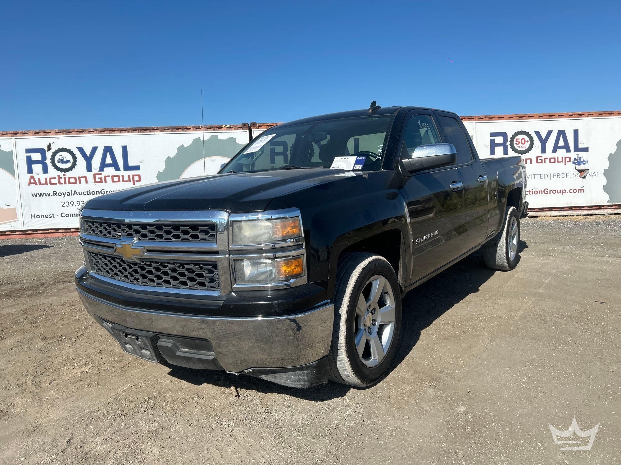 2015 Chevrolet Silverado 1500 Crew Cab Pickup Truck (A59228)