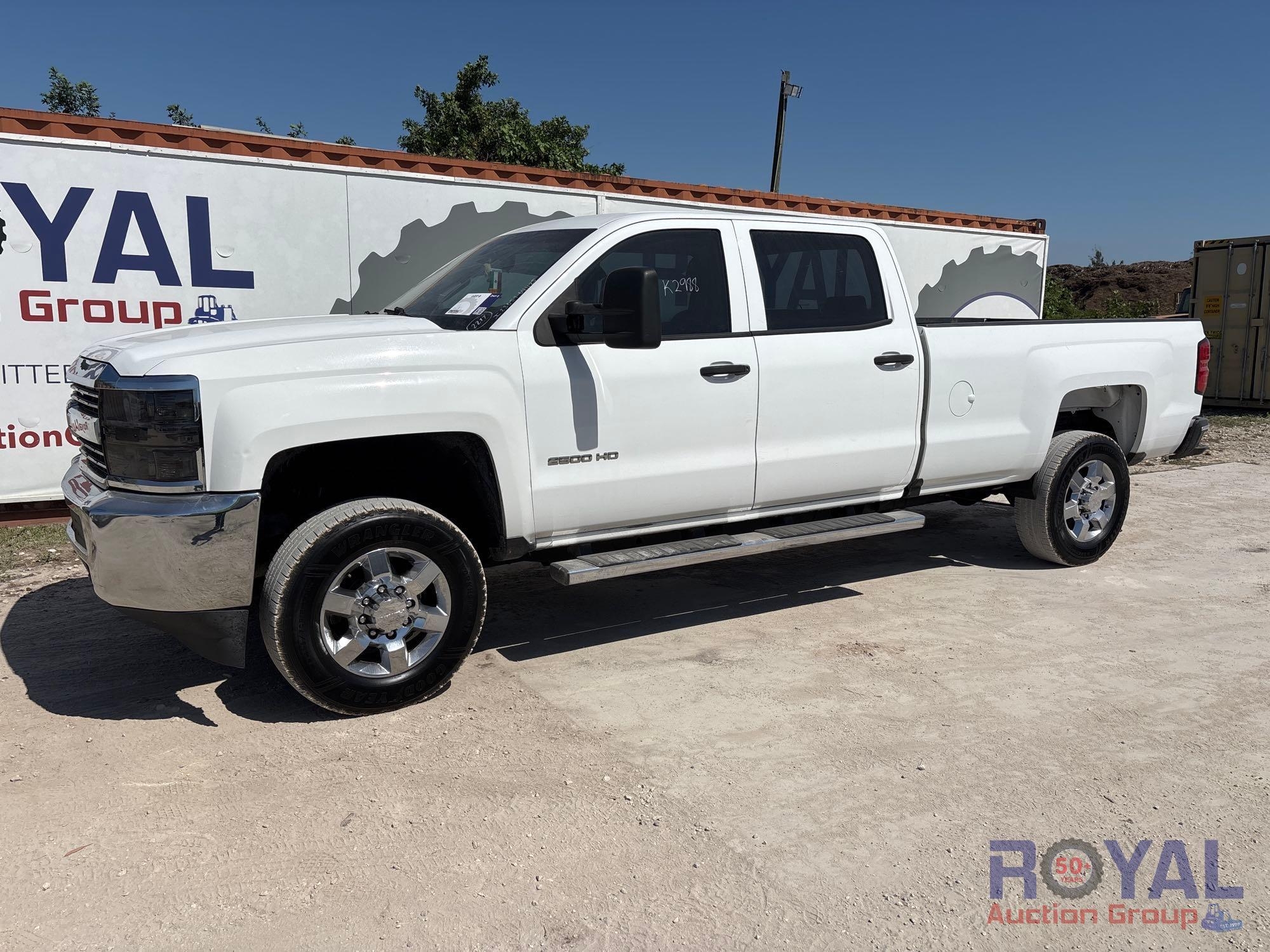 2015 Chevrolet Silverado 2500 HD Crew Cab Pickup Truck (A55788)