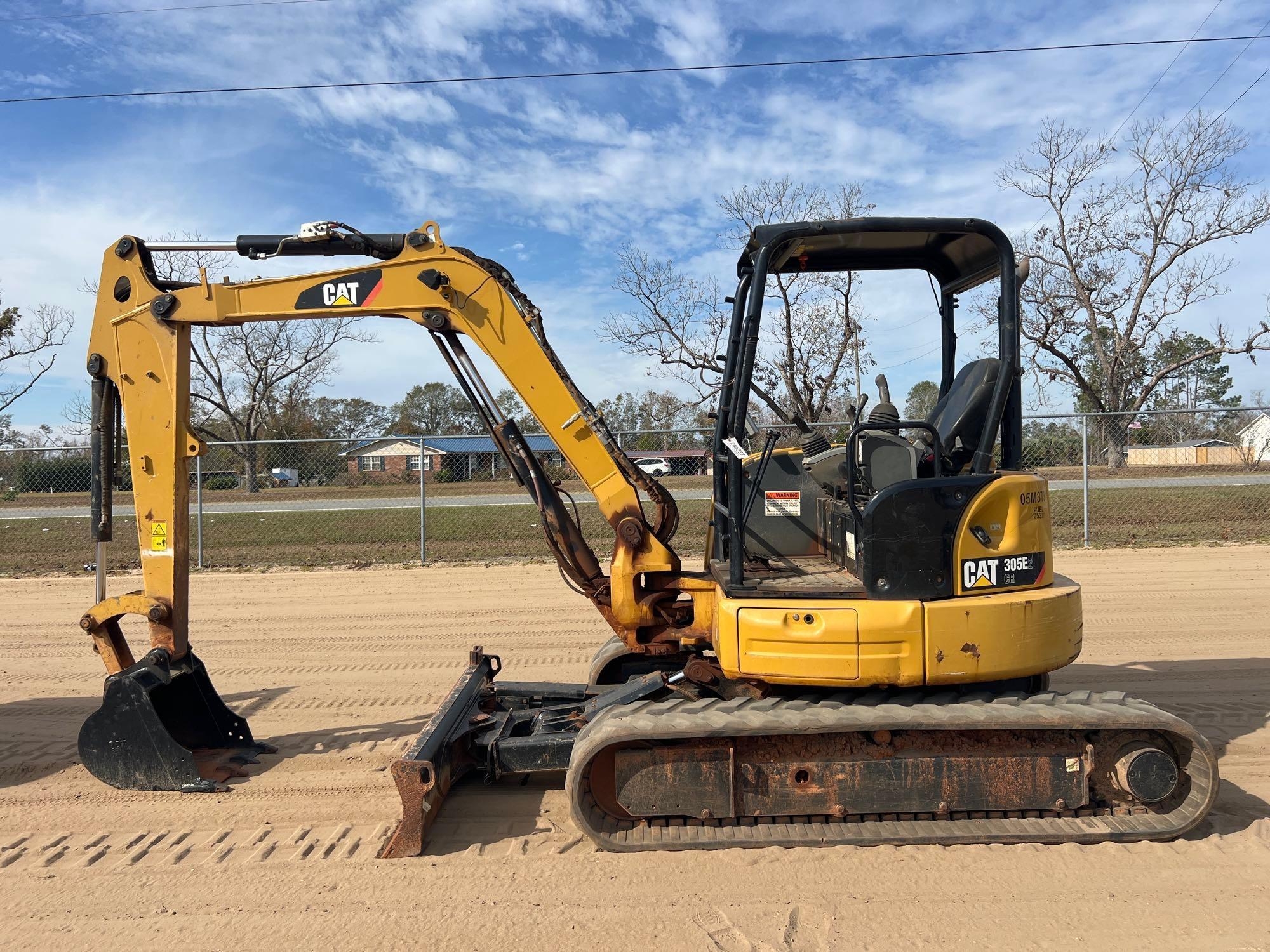 2019 CATERPILLAR 305E2 CR EXCAVATOR (A52709)