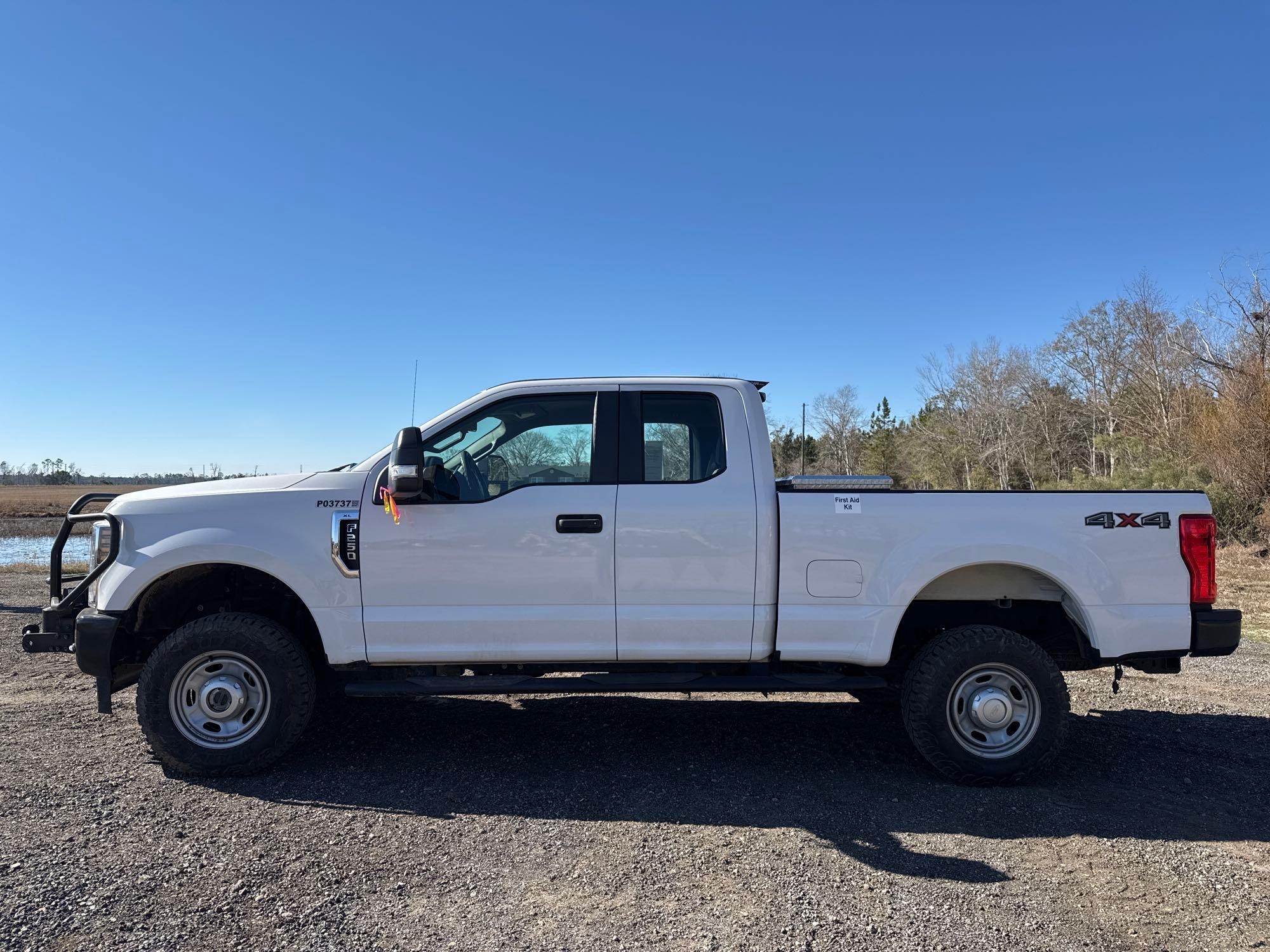 2019 FORD F-250 XL EXT CAB TRUCK (A59823)