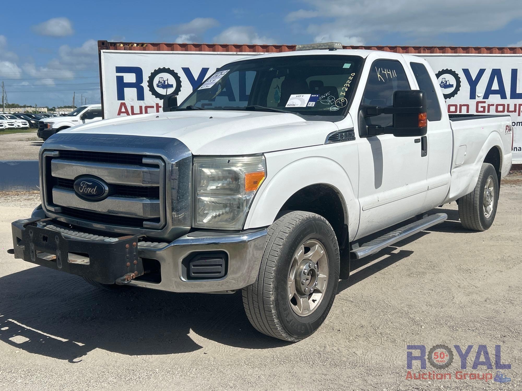 Year: 2016 Make: Ford Model: F-250 Vehicle Type: Pickup Truck Mileage: Plate: Body Type: 4 Door C... (A55788)