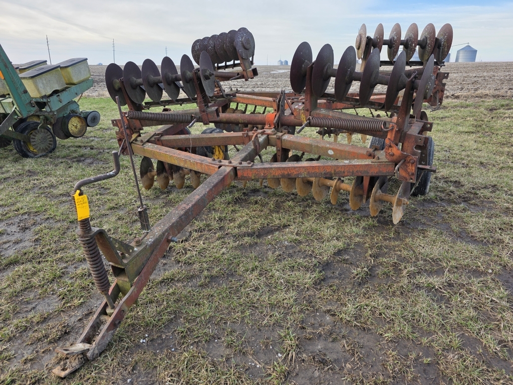 White 18' Disk (A66408)