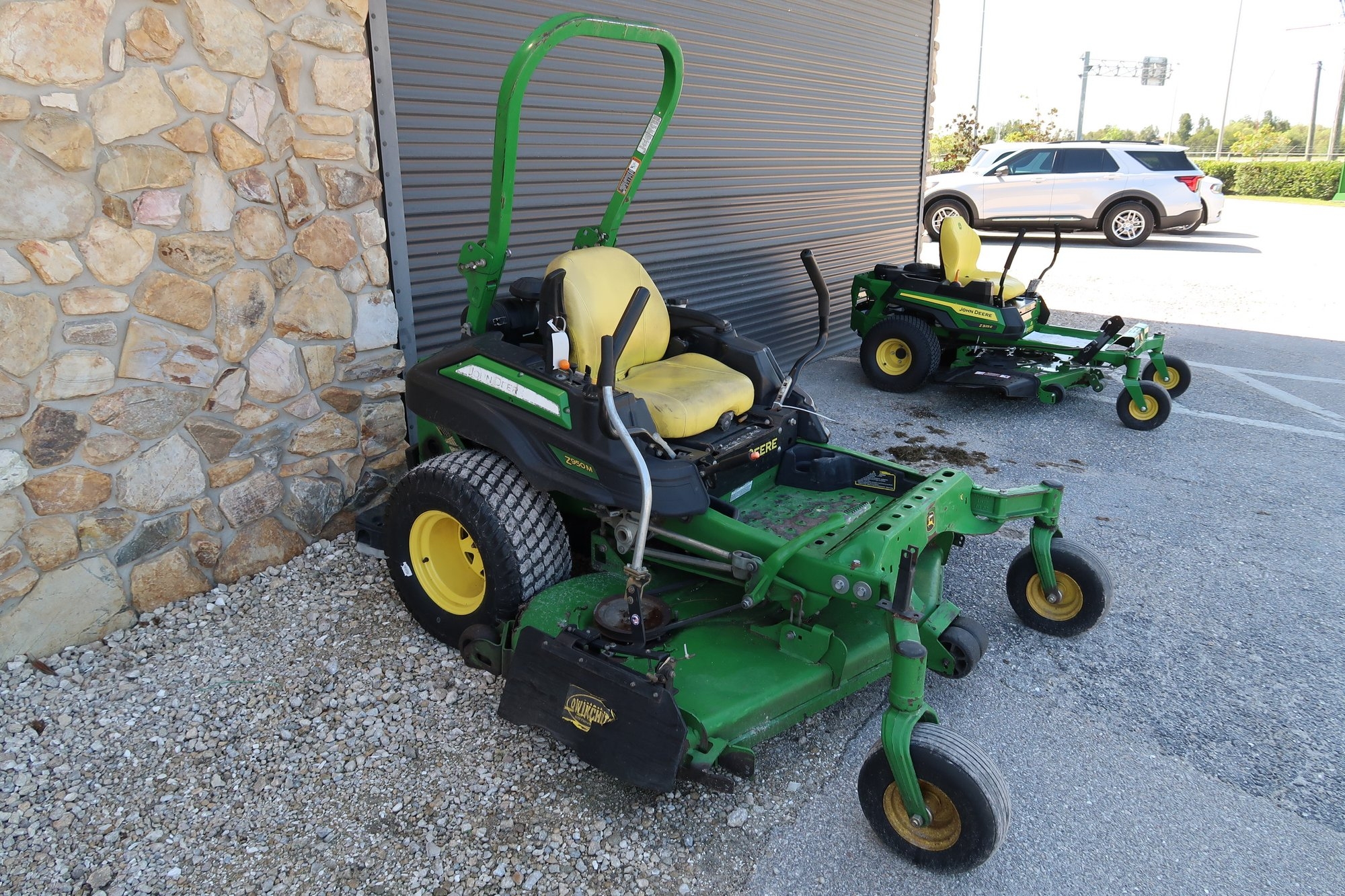 2017 JOHN DEERE Z950M LOT NUMBER 83 (A53084)