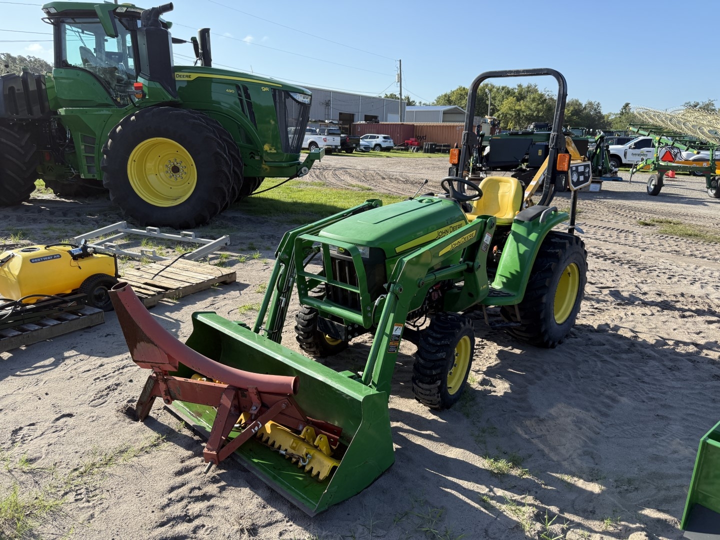 2016 JOHN DEERE 3032E LOT NUMBER 94 (A53084)