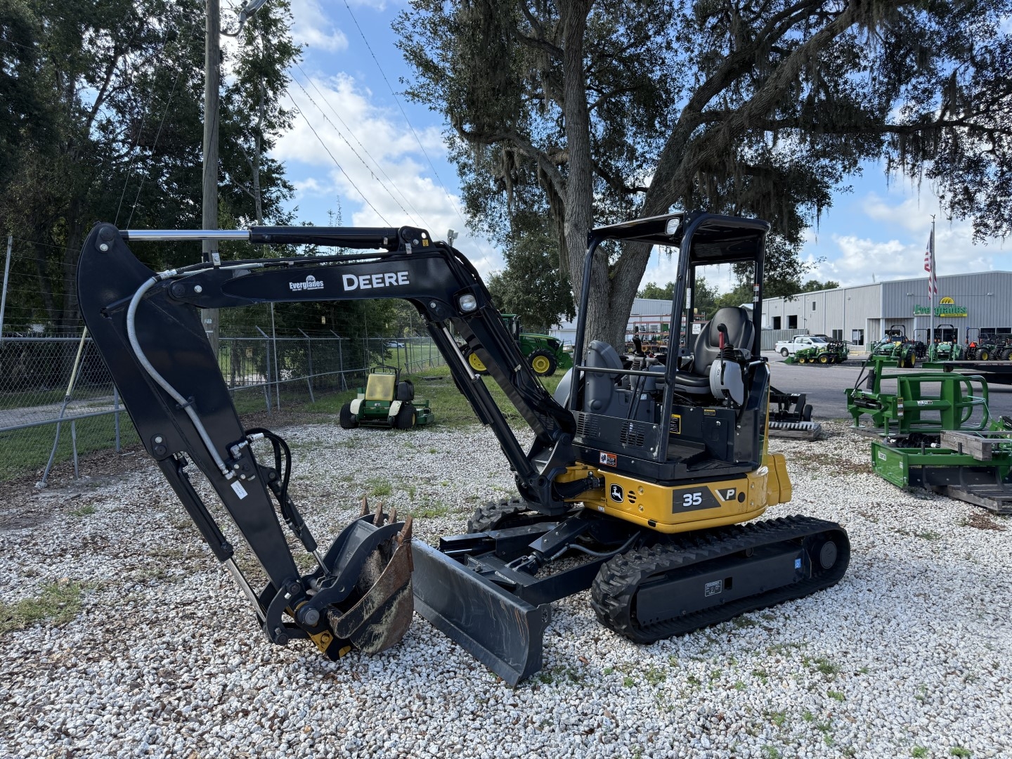 2024 JOHN DEERE 35P LOT NUMBER 107 (A53084)