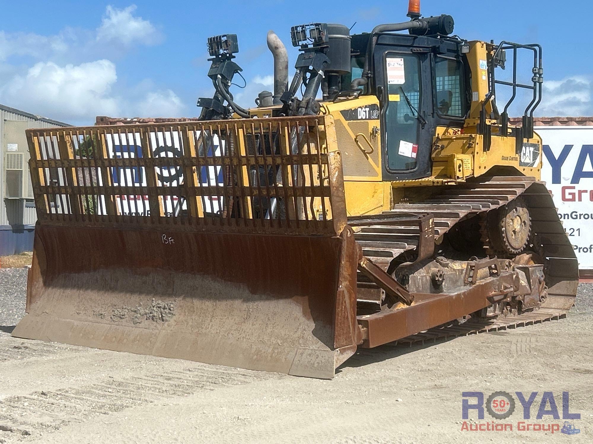 Caterpillar D6T Crawler Tractor Dozer (A55787)