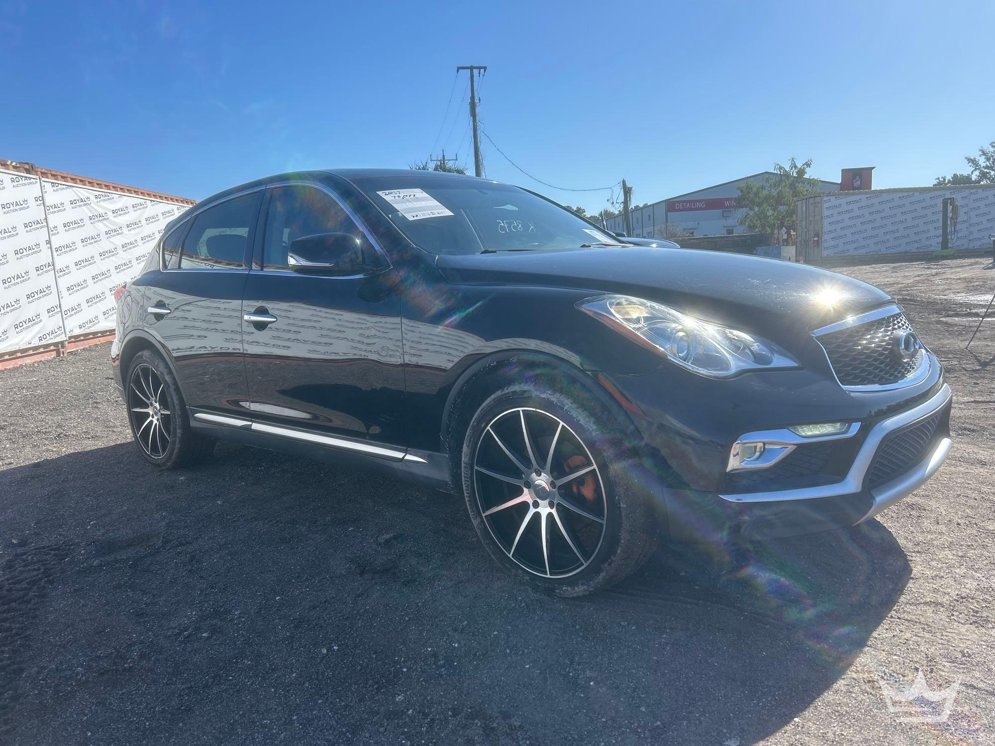 2017 Infiniti QX50 SUV (A61574)