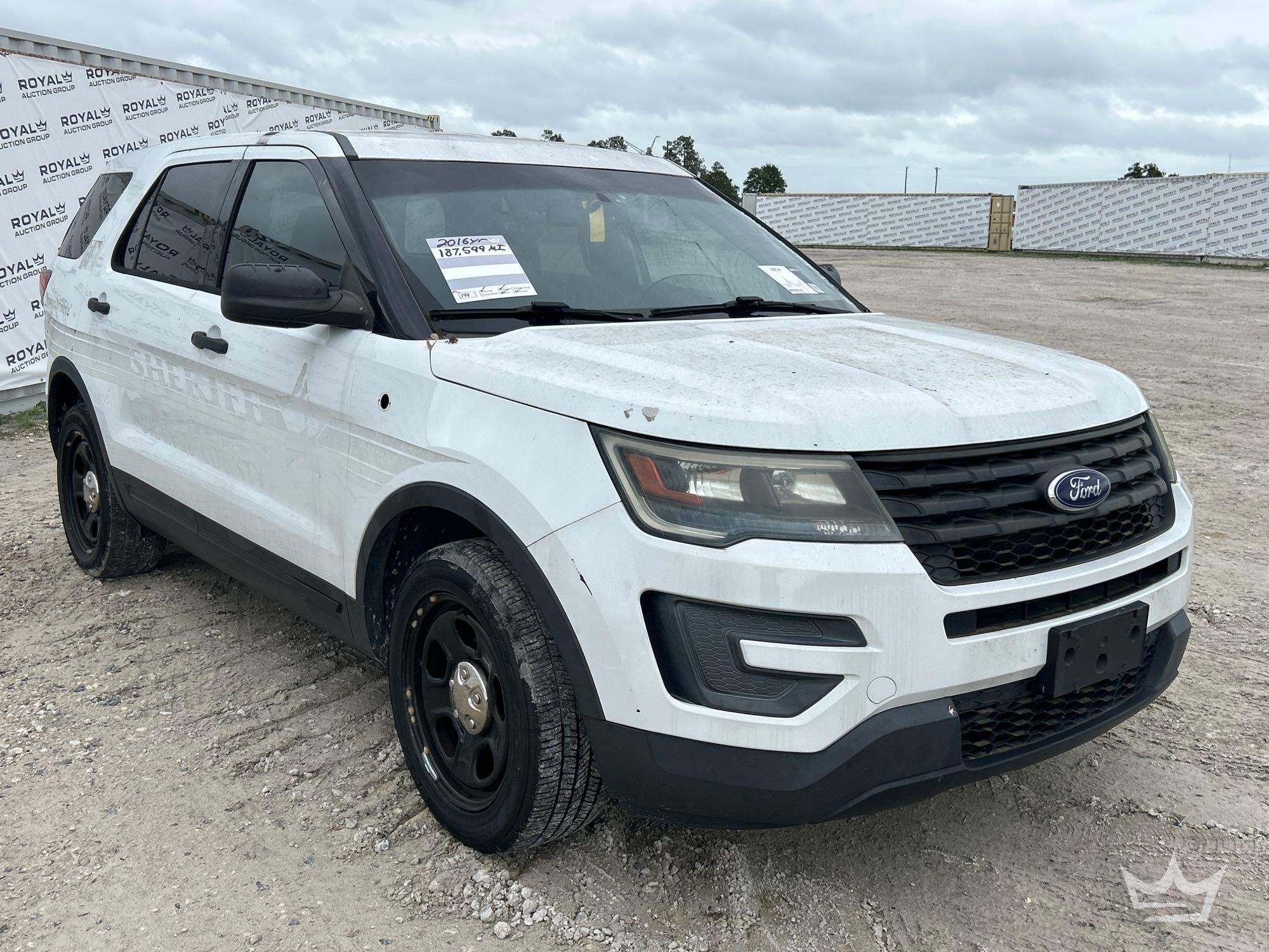 2016 Ford Explorer AWD SUV (A66738)