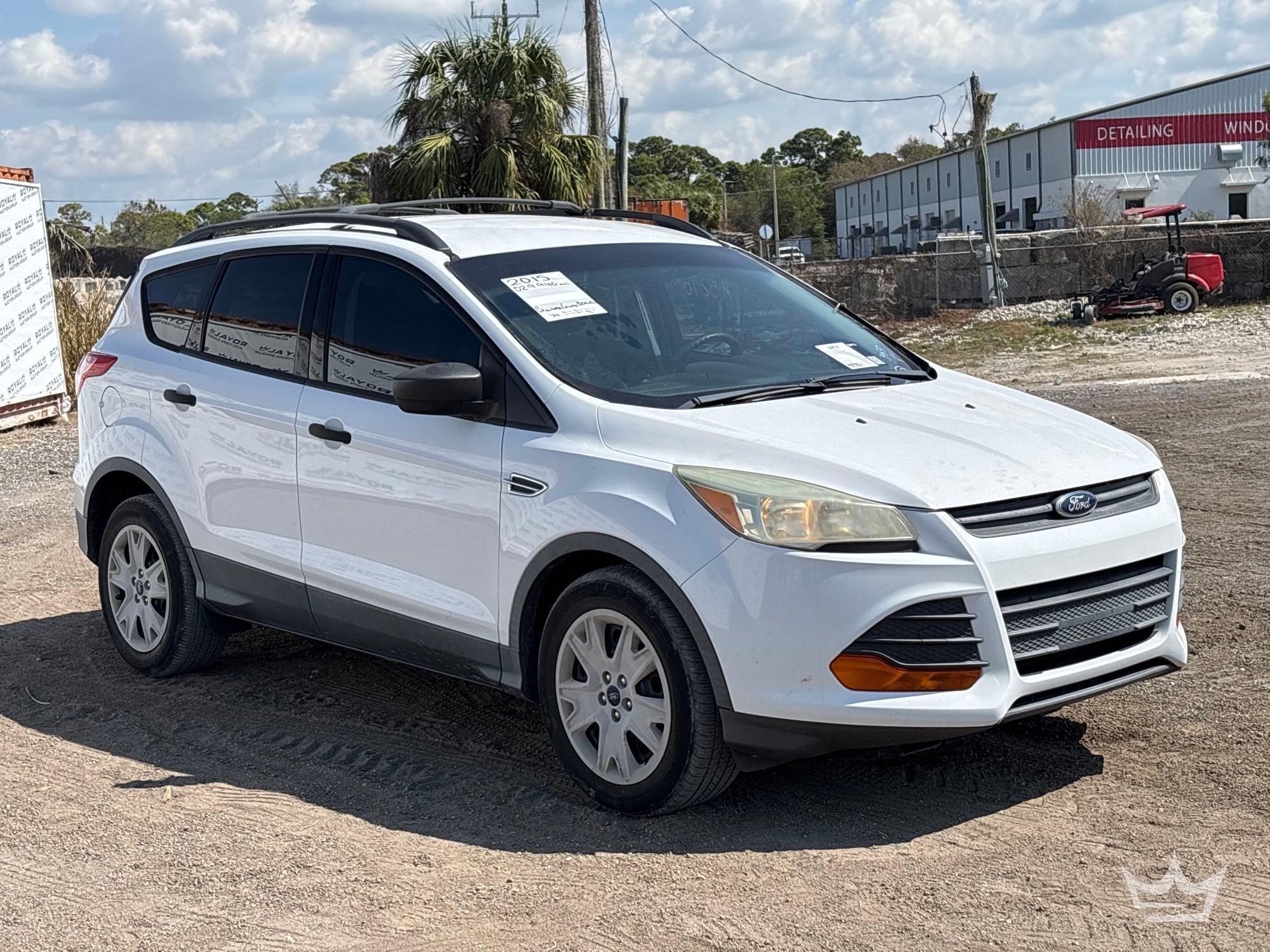 2015 Ford Escape SUV (A61574)