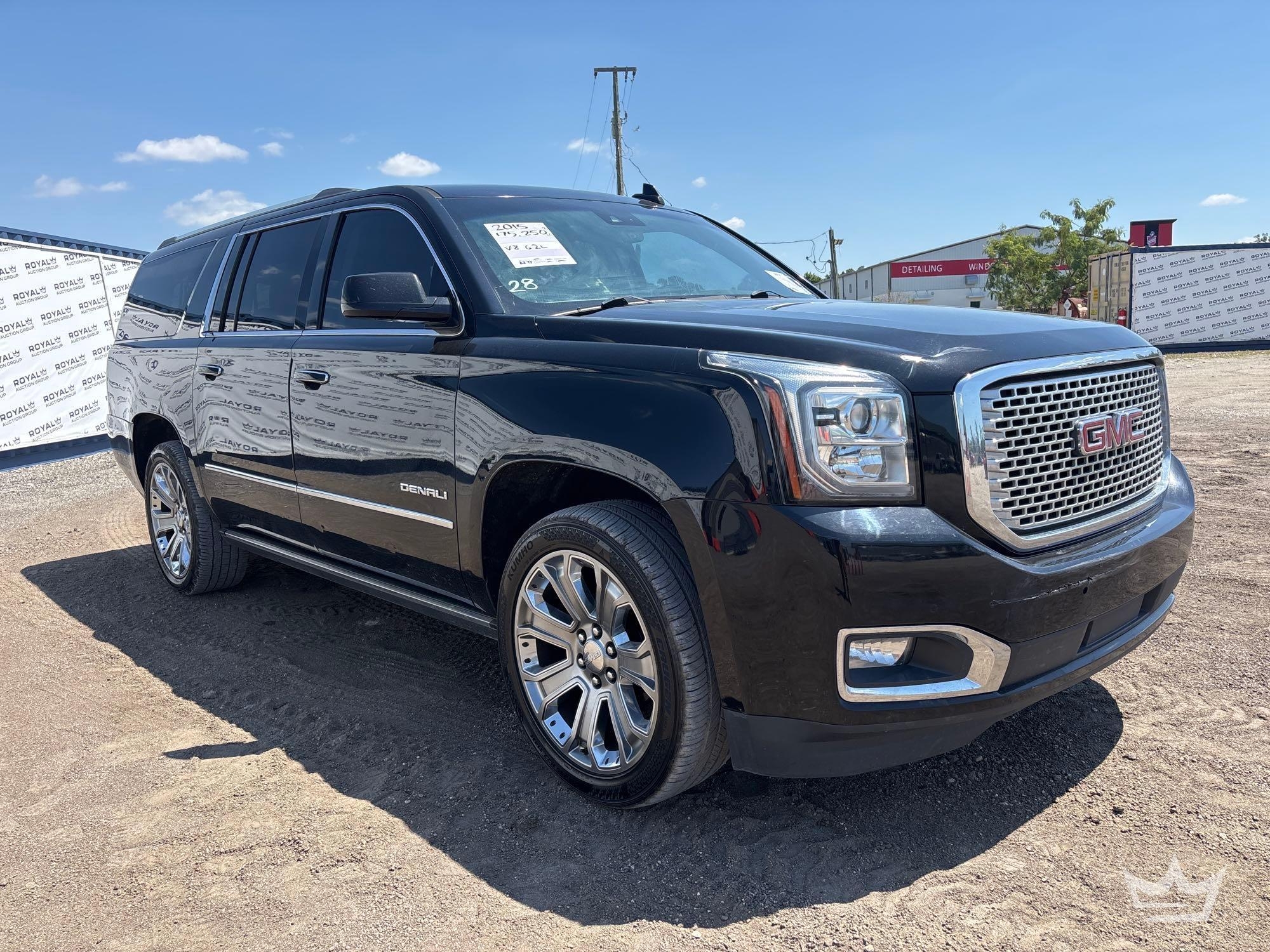 2015 GMC Yukon XL Denali SUV (A64557)