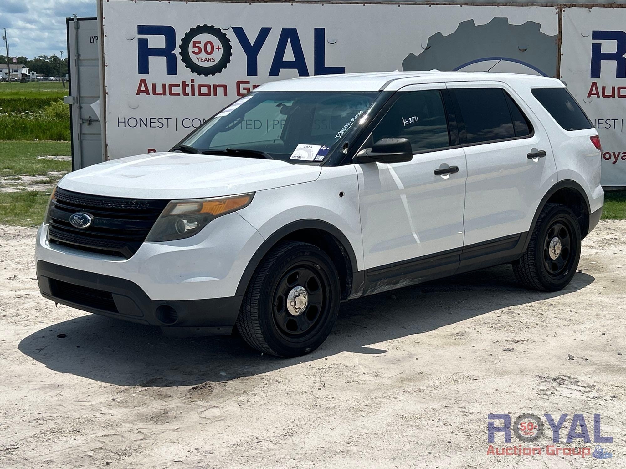 2013 Ford Explorer SUV (A48082)