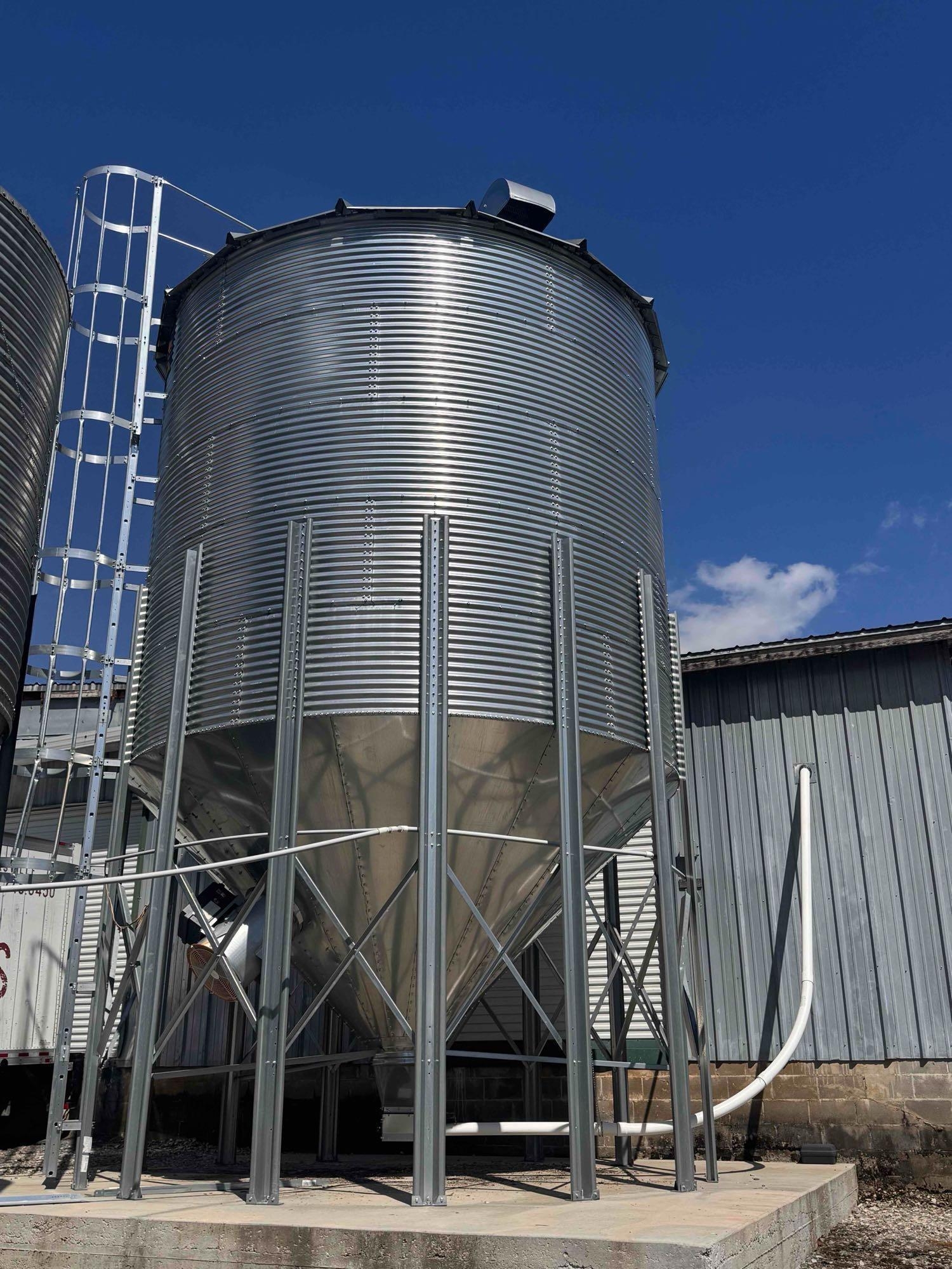GHT Series Hopper Tank 75T Grain Bin (A65579)