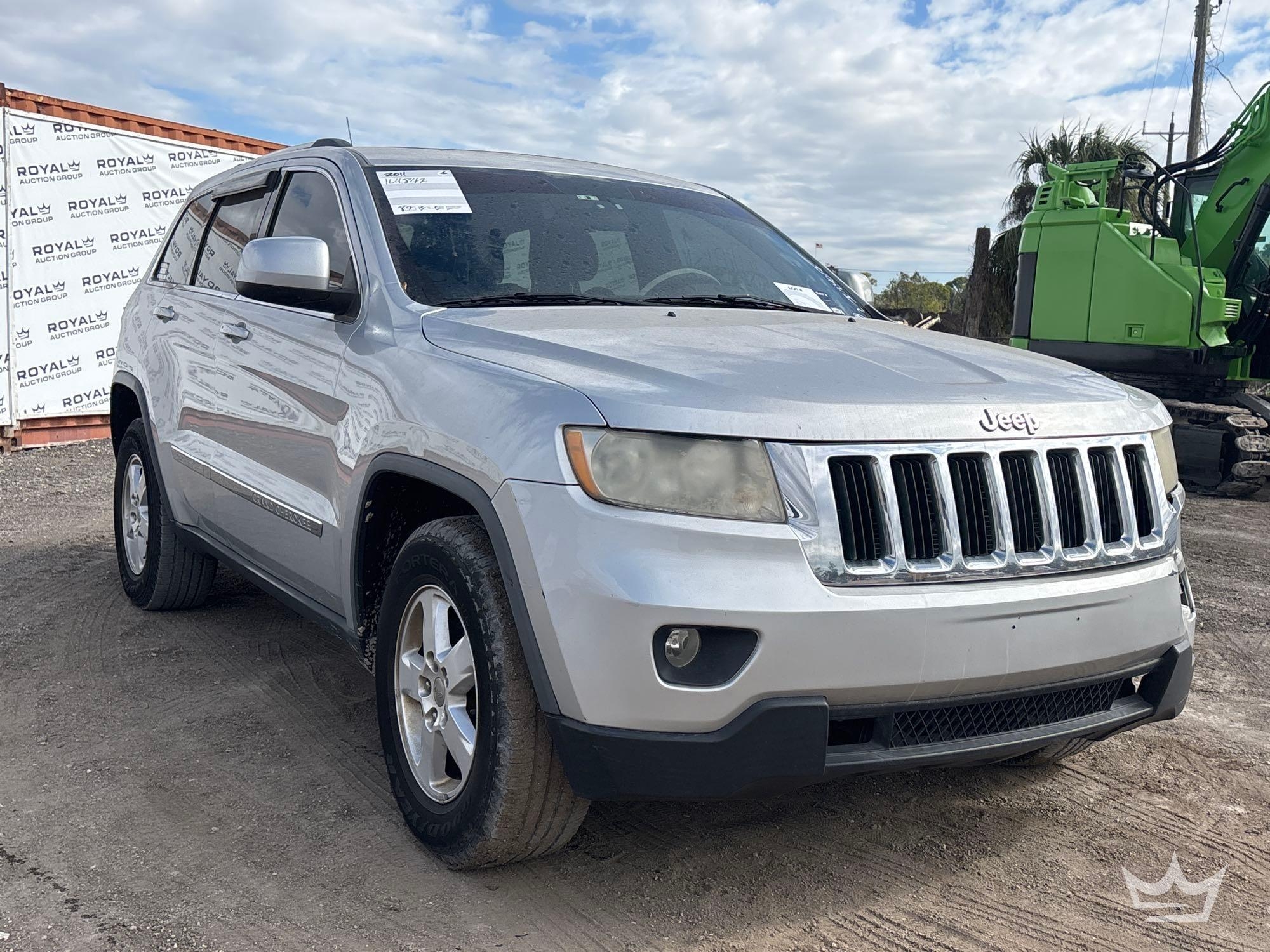 2011 Jeep Grand Cherokee AWD SUV (A61569)