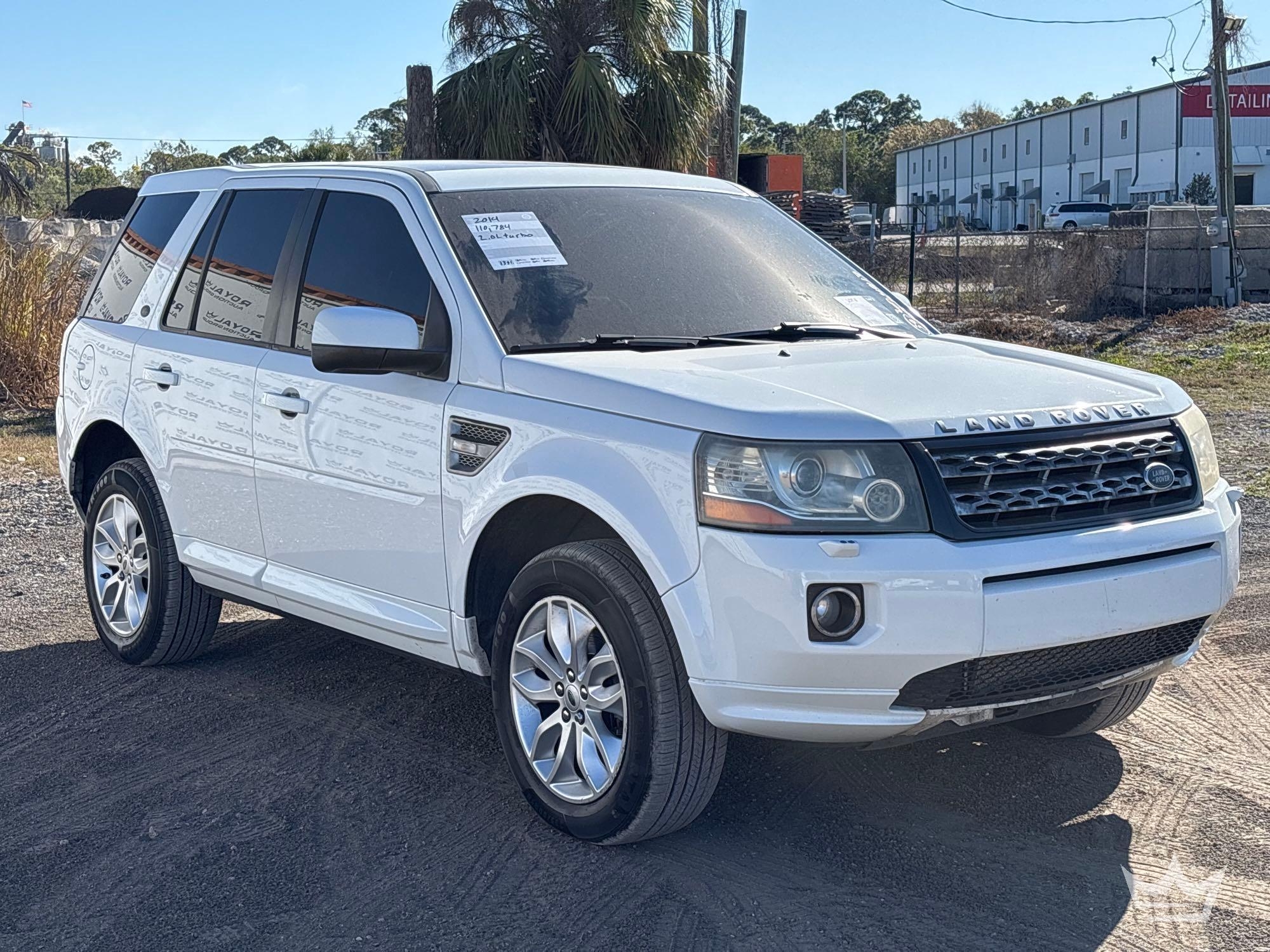 2014 Land Rover LR2 AWD SUV (A61574)
