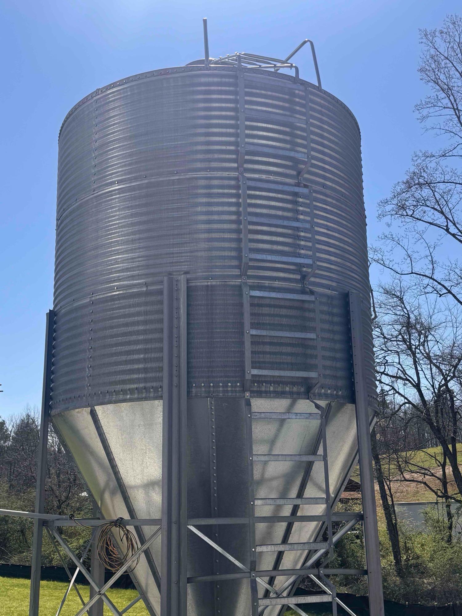 12T Grain Bin (A65579)