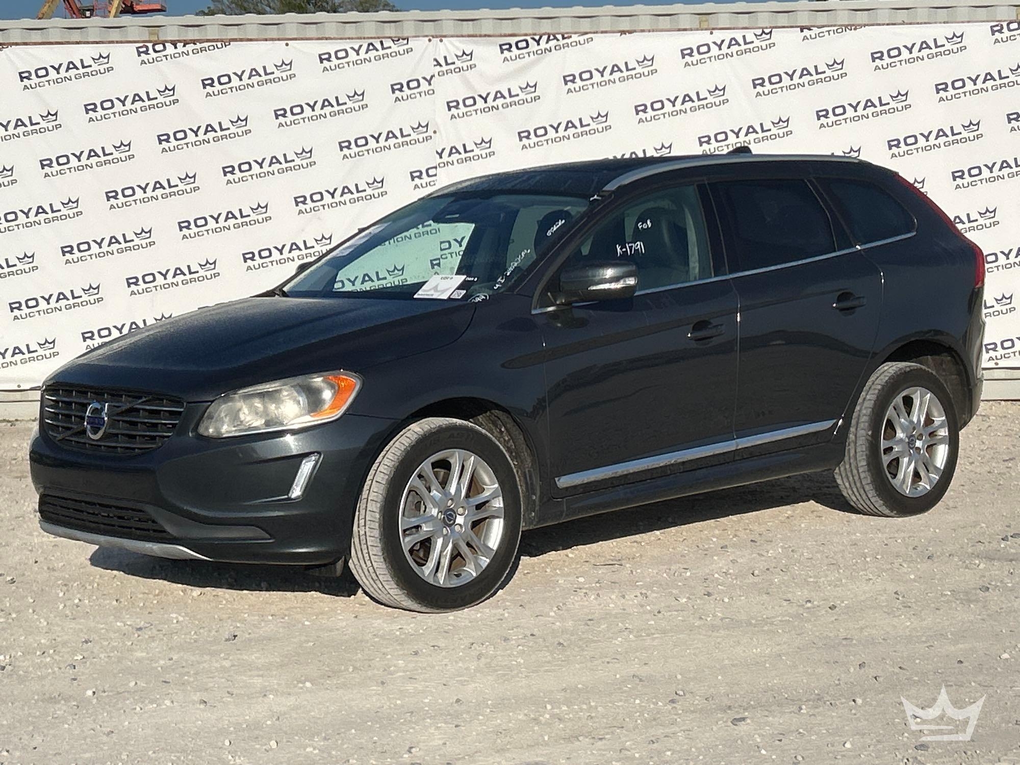 2016 Volvo XC60 SUV (A64557)