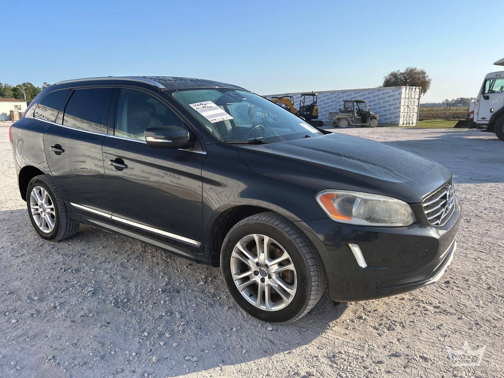 2016 Volvo XC60 SUV (A64557)