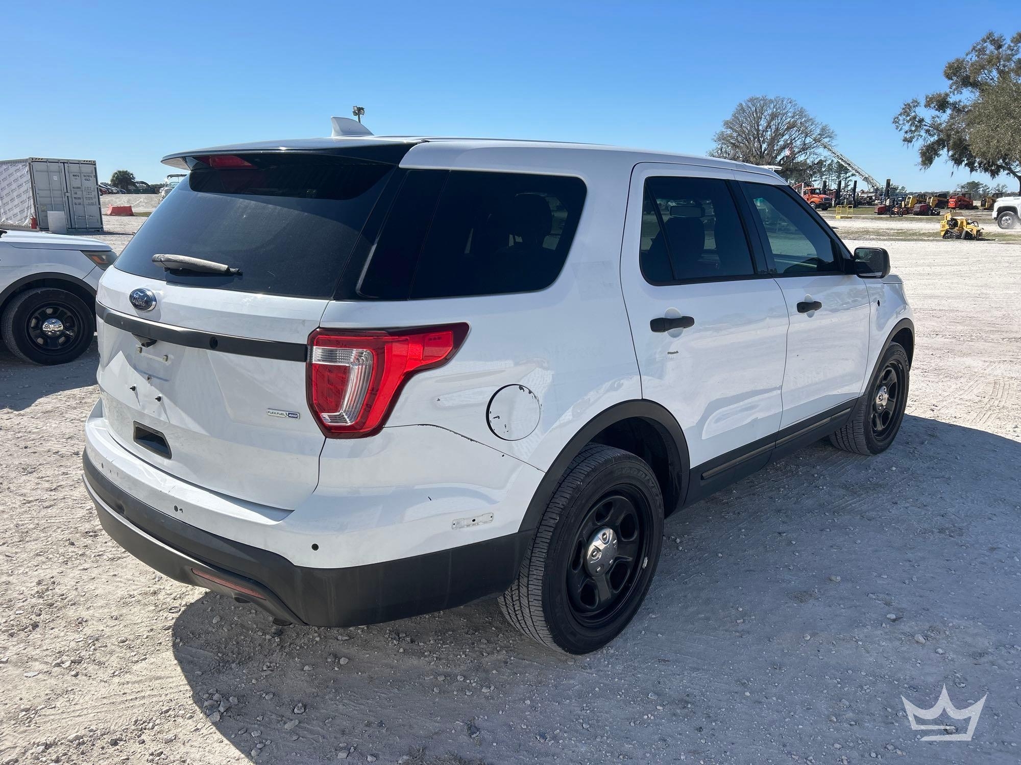 2016 Ford Explorer AWD SUV (A61569)