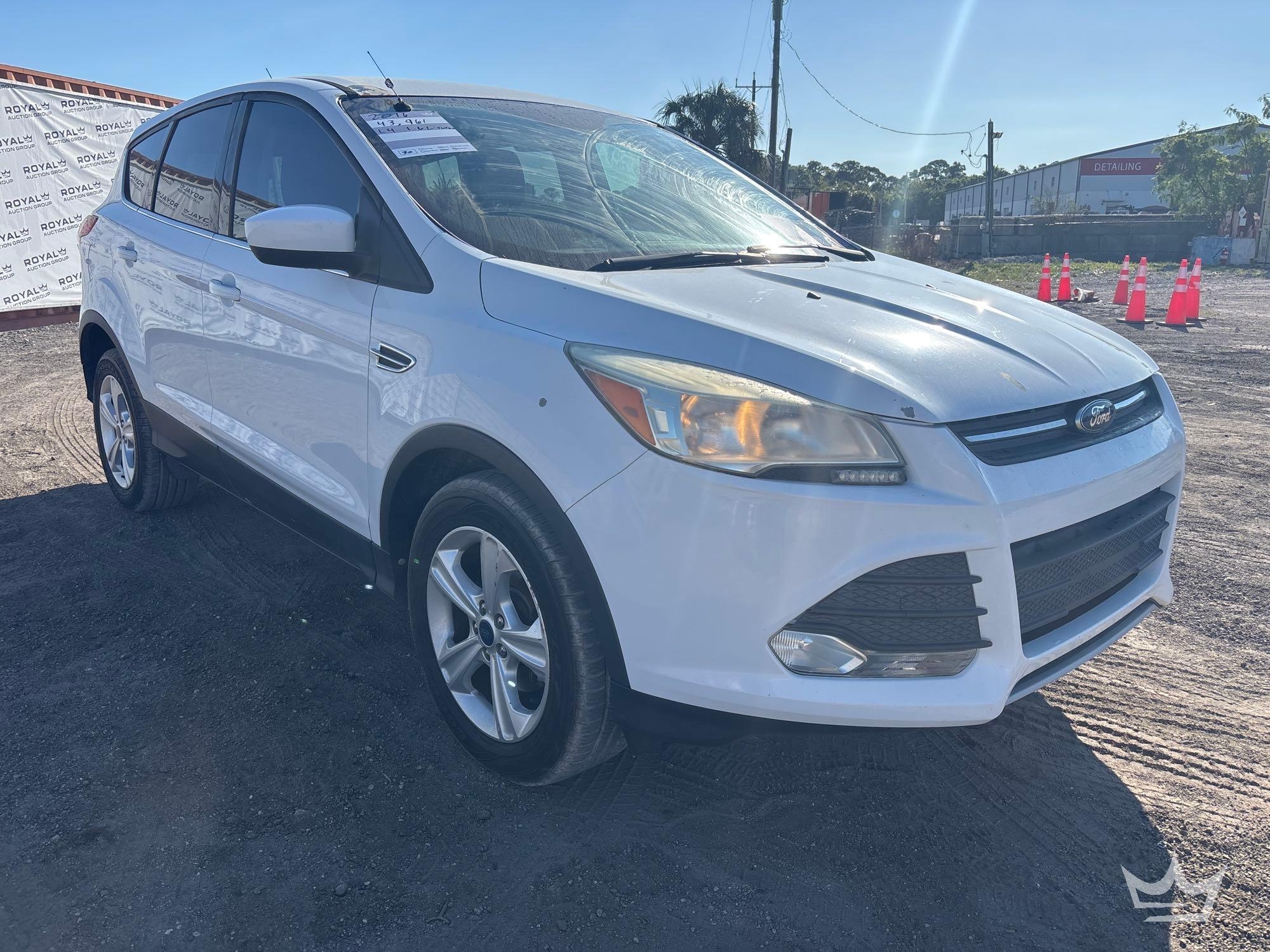 2016 Ford Escape SUV (A64557)