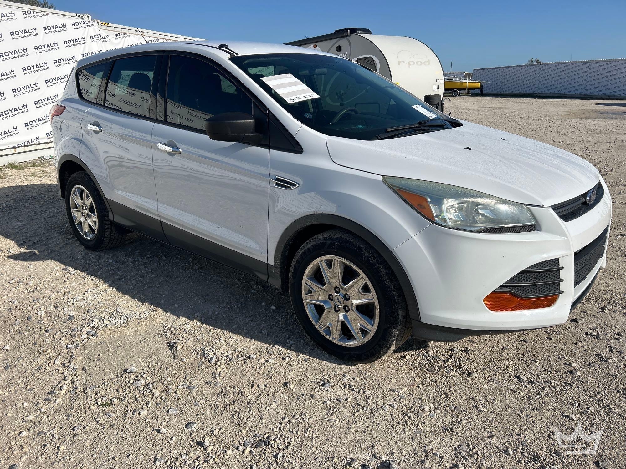 2015Ford Escape SUV (A61574)